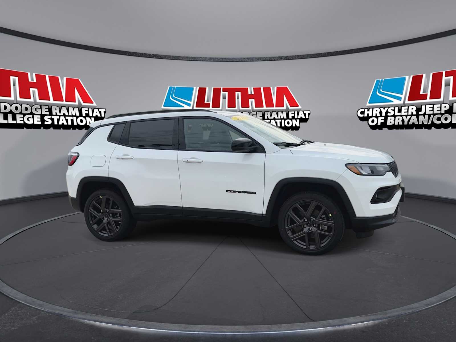 Thumbnail: 2026 Jeep Compass - 9