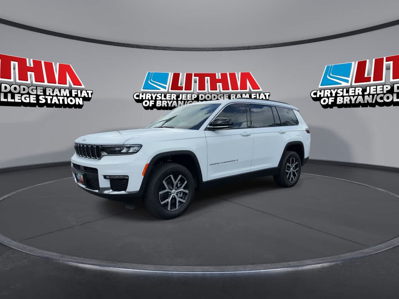 Thumbnail: 2025 Jeep Grand Cherokee - 4