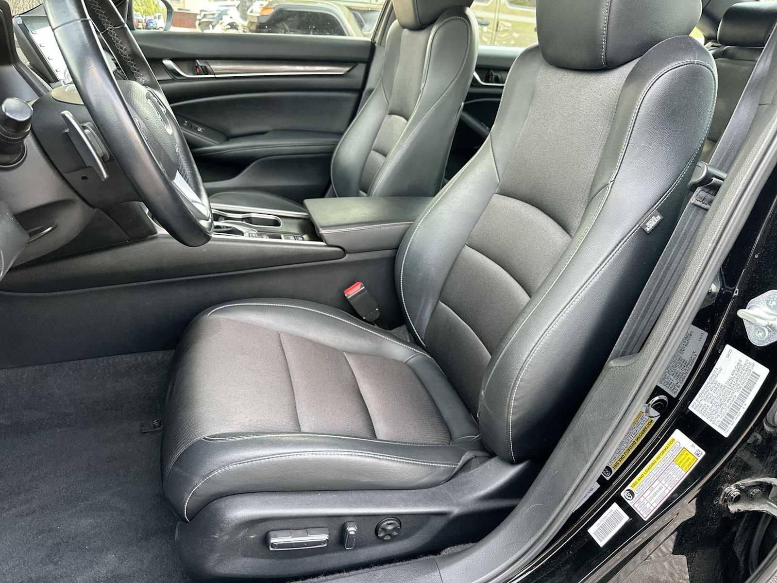 Thumbnail: 2022 Honda Accord - 17