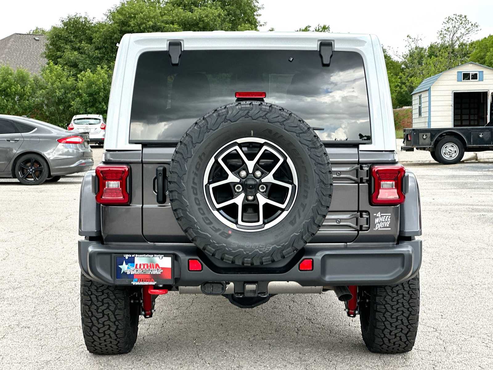 Thumbnail: 2026 Jeep Wrangler - 14