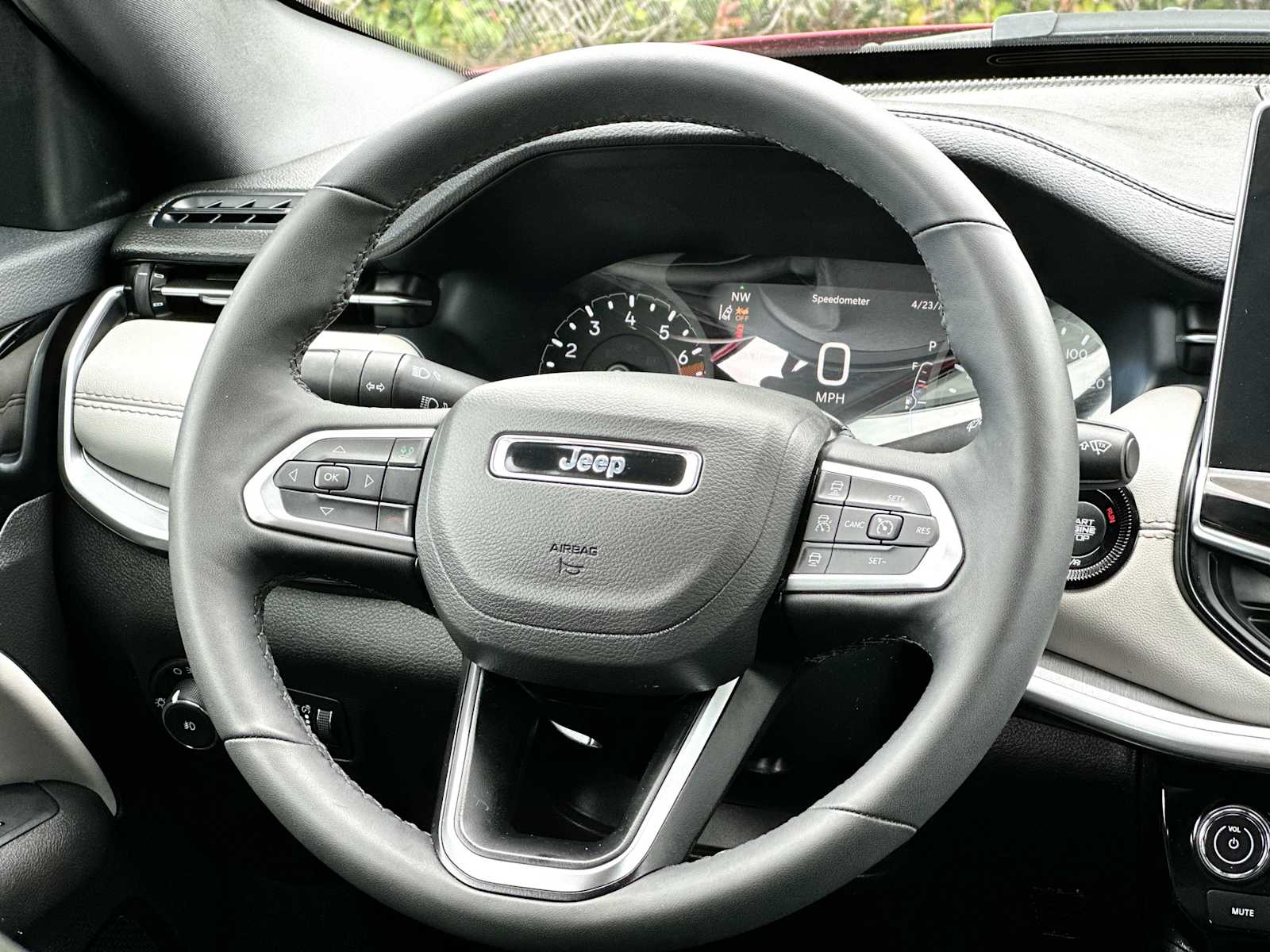 Thumbnail: 2025 Jeep Compass - 27