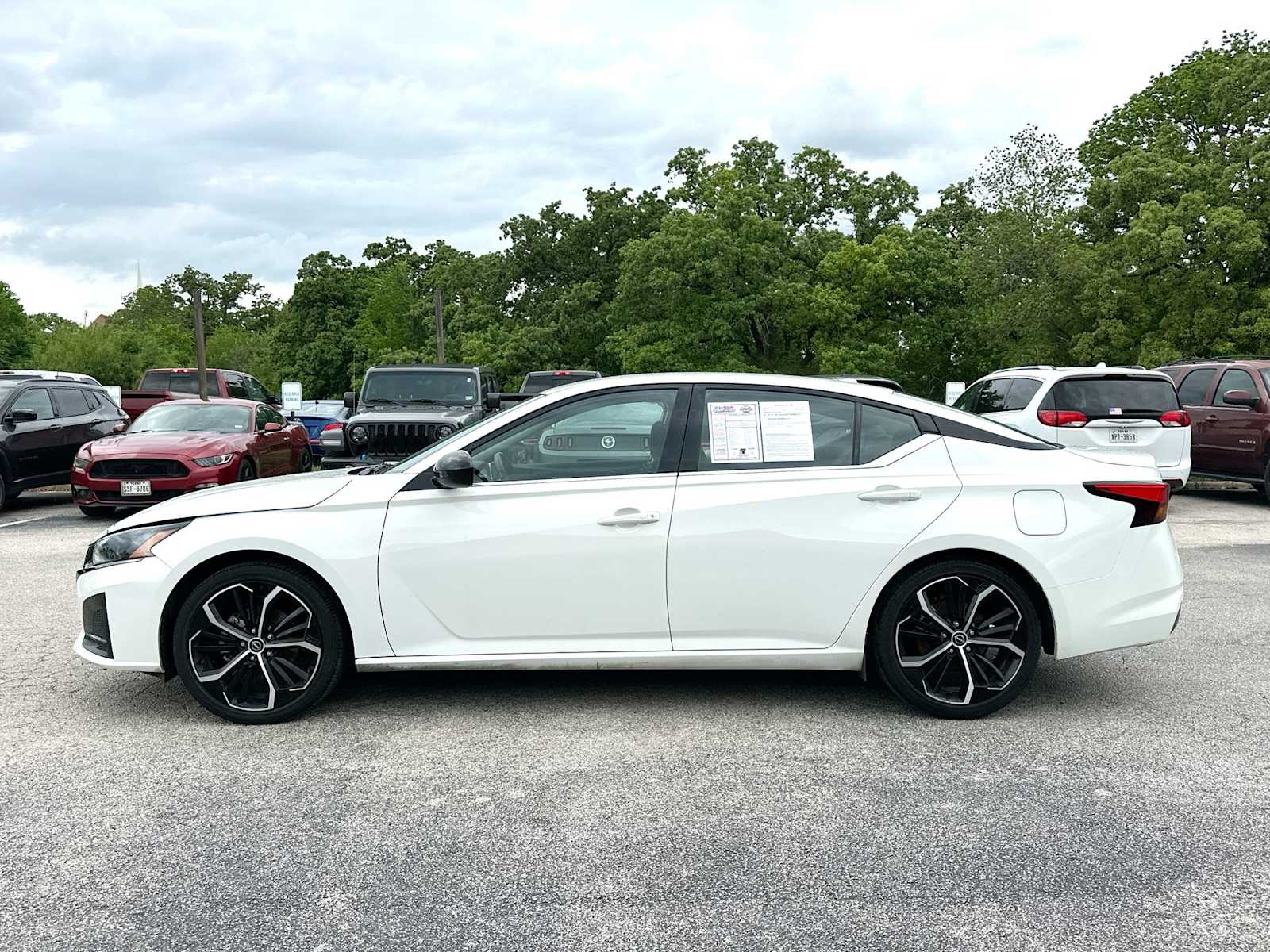 Thumbnail: 2024 Nissan Altima - 12