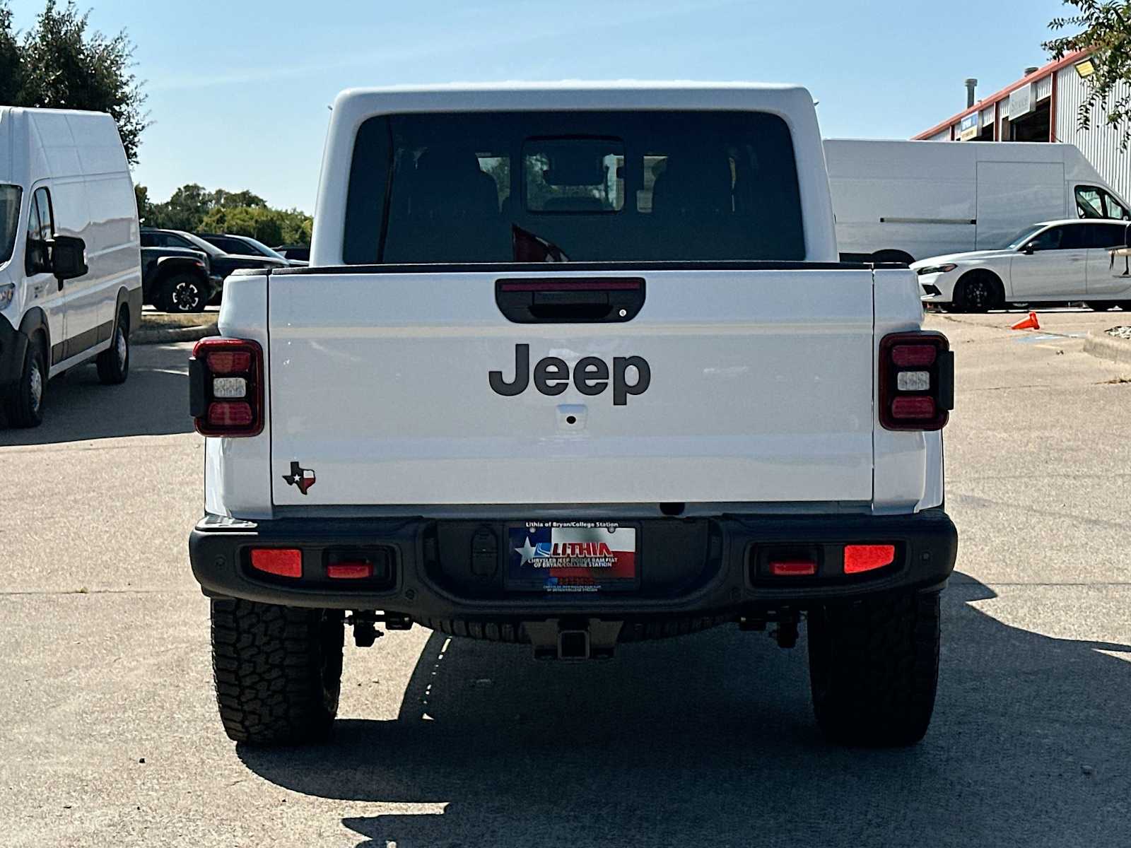 Thumbnail: 2025 Jeep Gladiator - 14