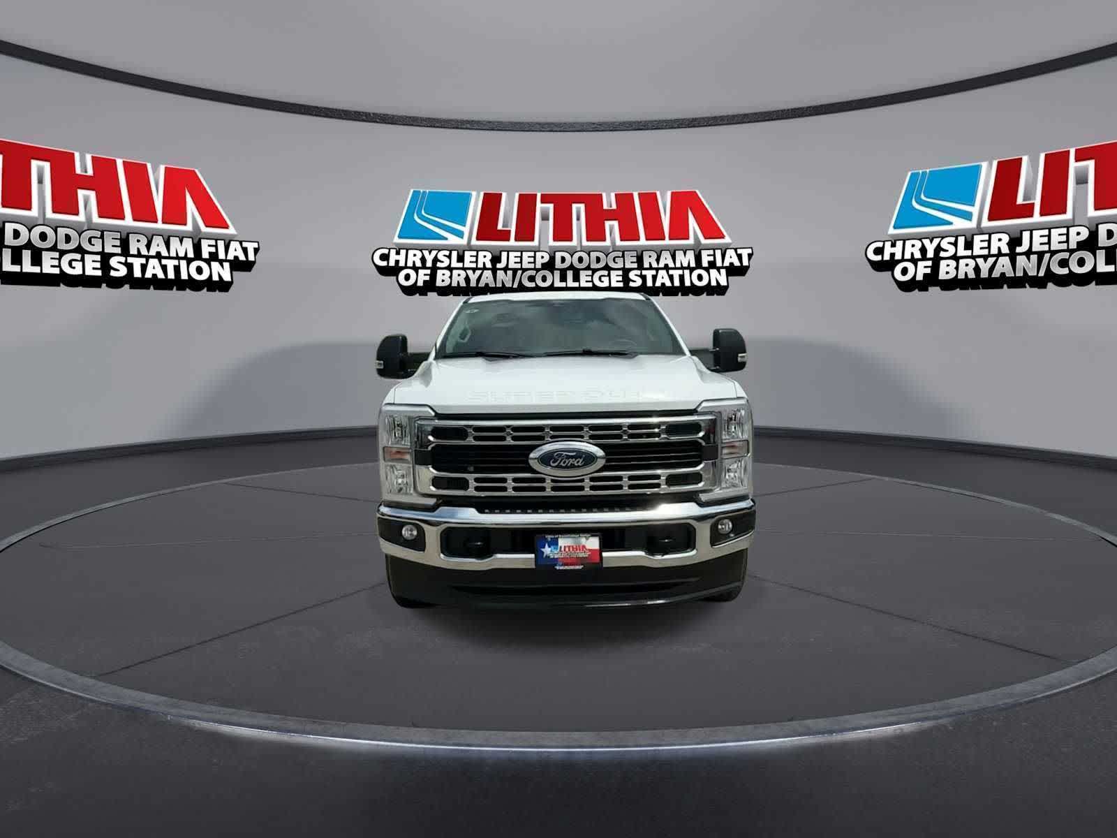 Thumbnail: 2025 Ford F-250 - 3