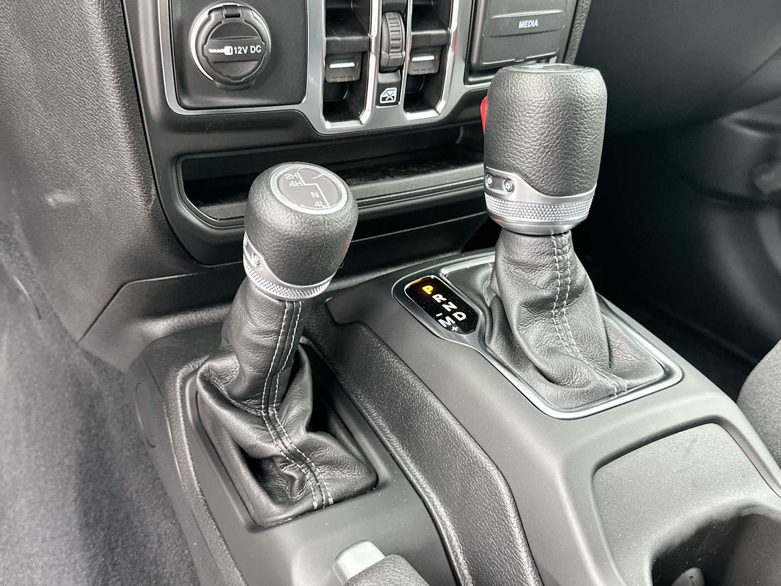 Thumbnail: 2025 Jeep Wrangler - 21