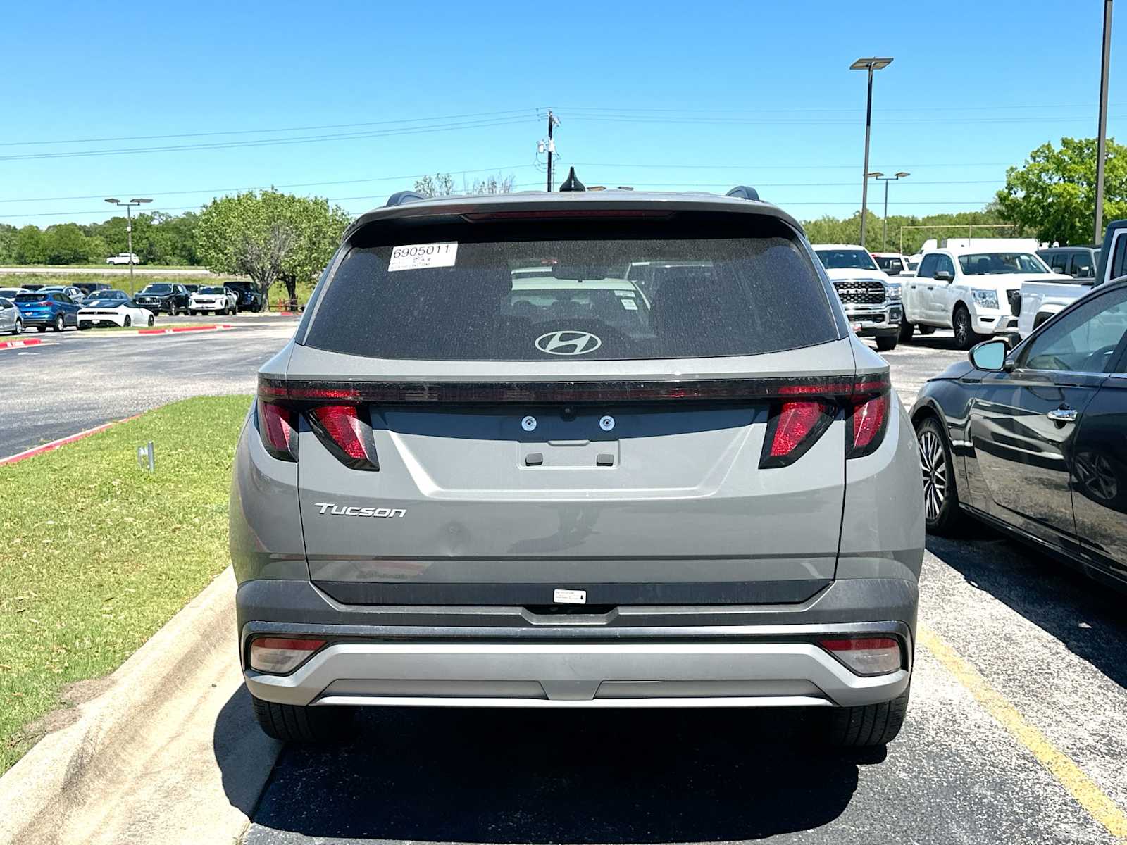 Thumbnail: 2025 Hyundai Tucson - 3