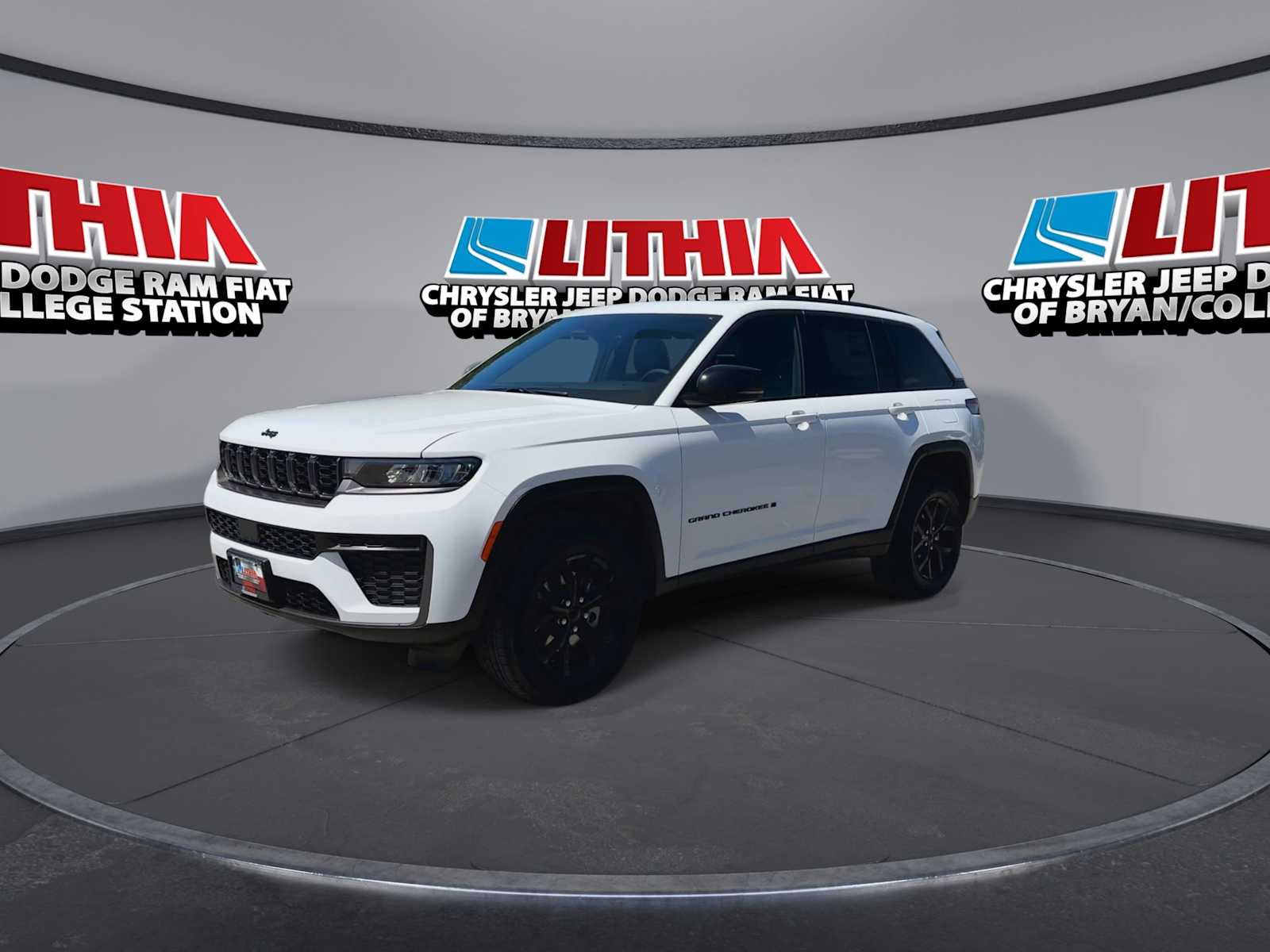 Thumbnail: 2026 Jeep Grand Cherokee - 4