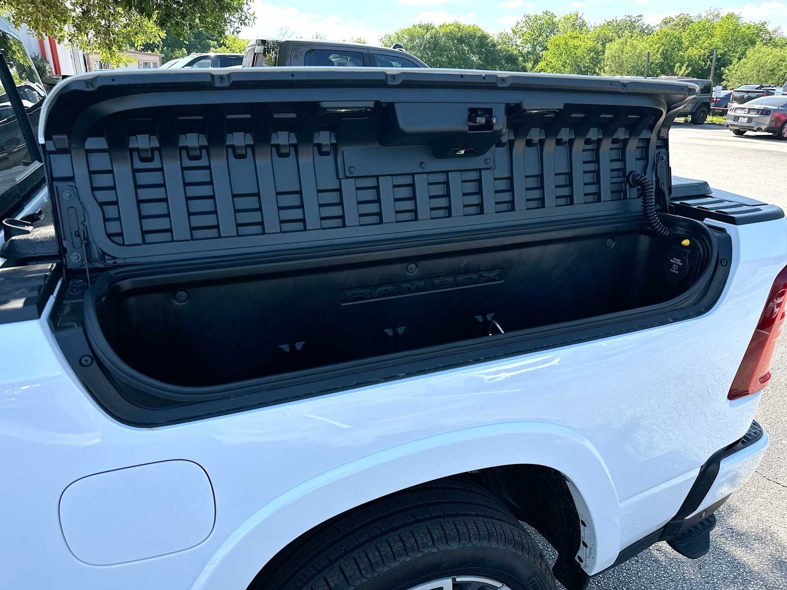 Thumbnail: 2026 RAM 1500 - 28