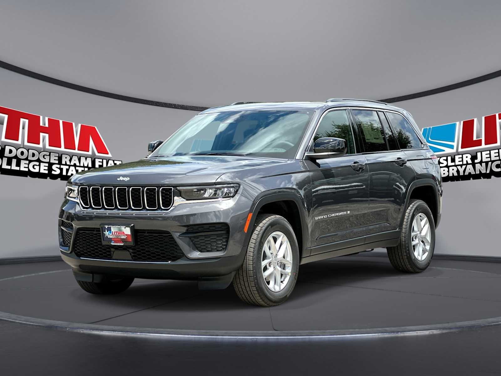 New 2026 Jeep Grand Cherokee LAREDO X 4X4