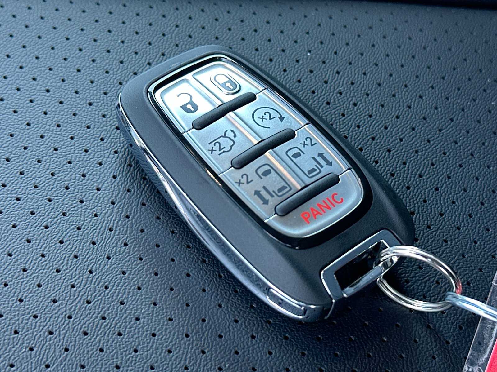 Thumbnail: 2026 Chrysler Pacifica - 29