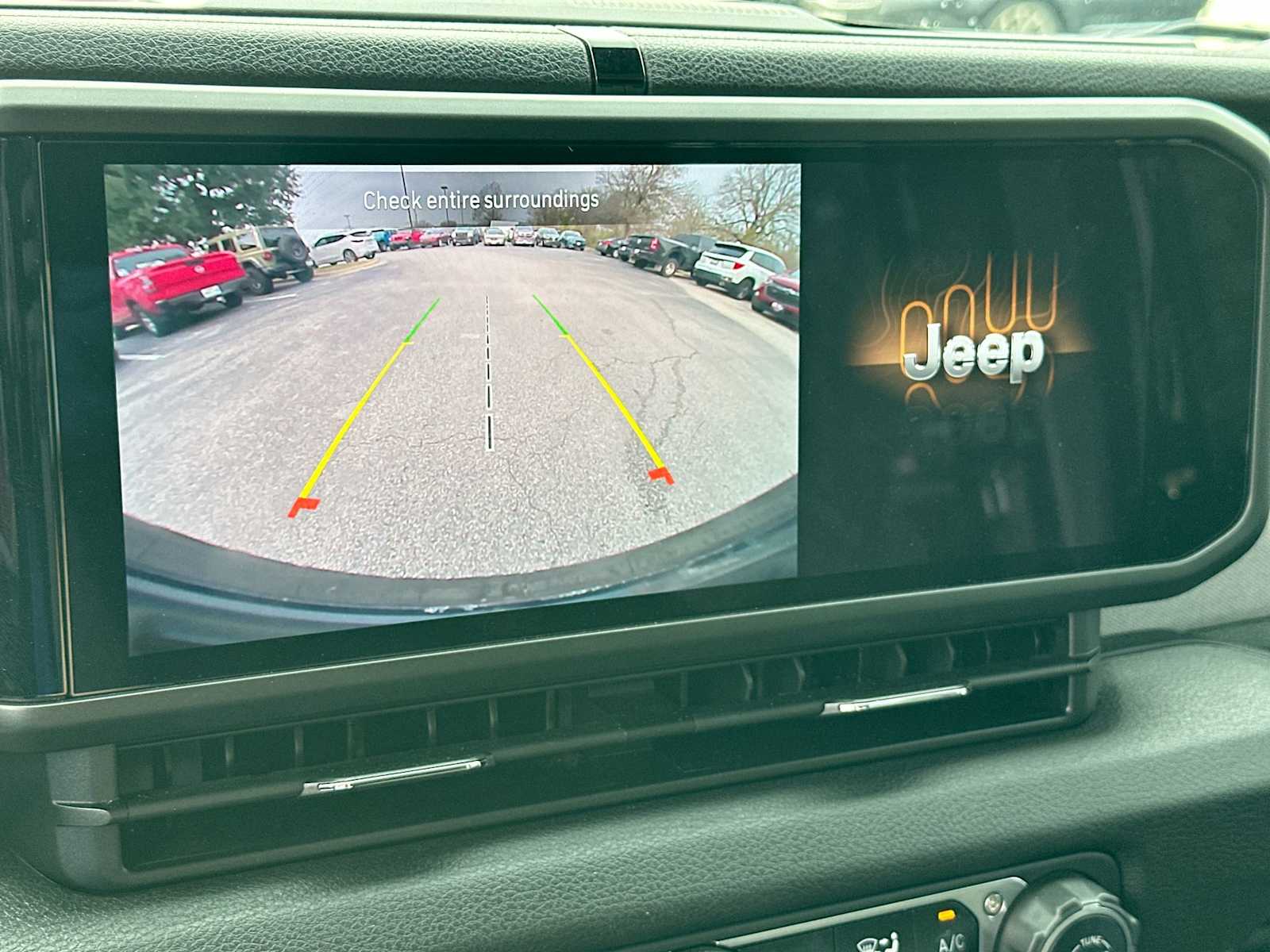 Thumbnail: 2024 Jeep Wrangler - 20