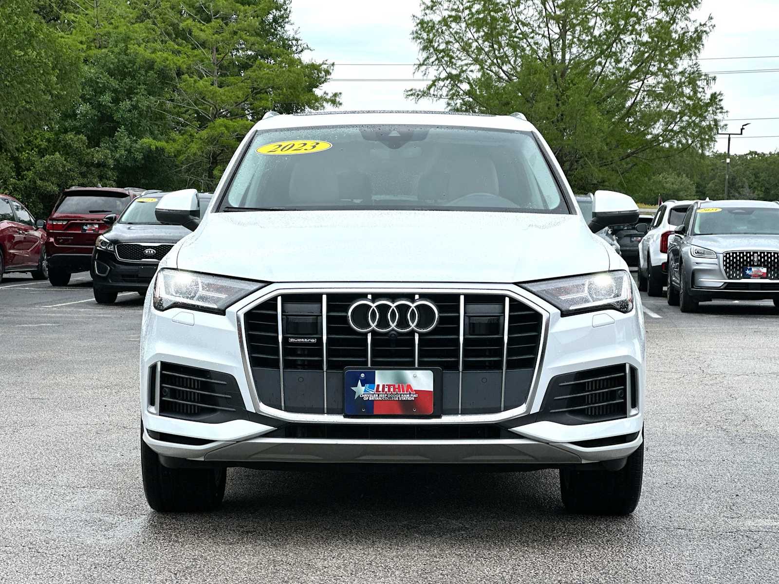 Thumbnail: 2023 Audi Q7 - 10