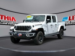 2026 Jeep Gladiator TEXAS TRAIL 4X4 Pickup Bryan, TX