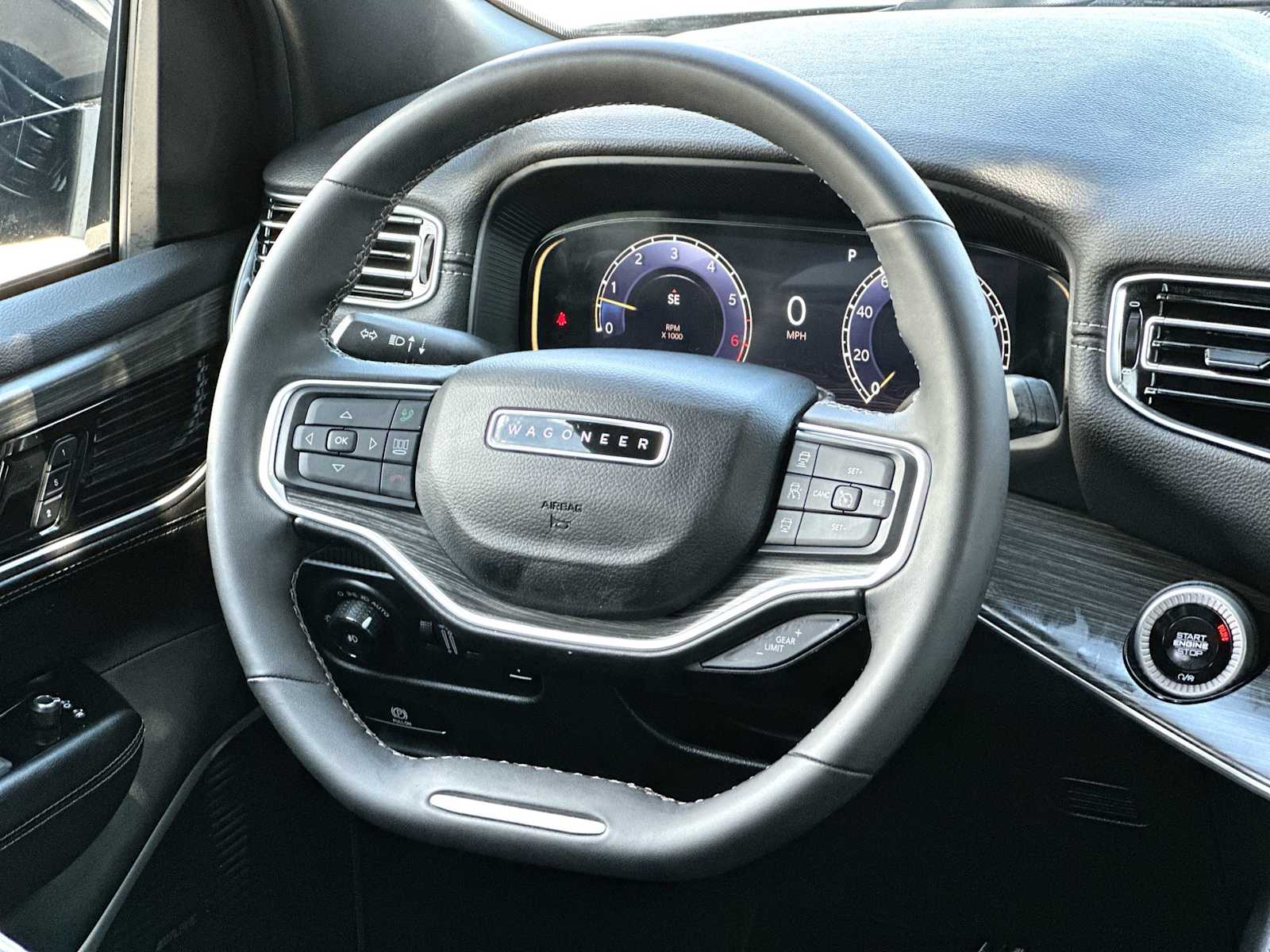 Thumbnail: 2024 Jeep Wagoneer - 27