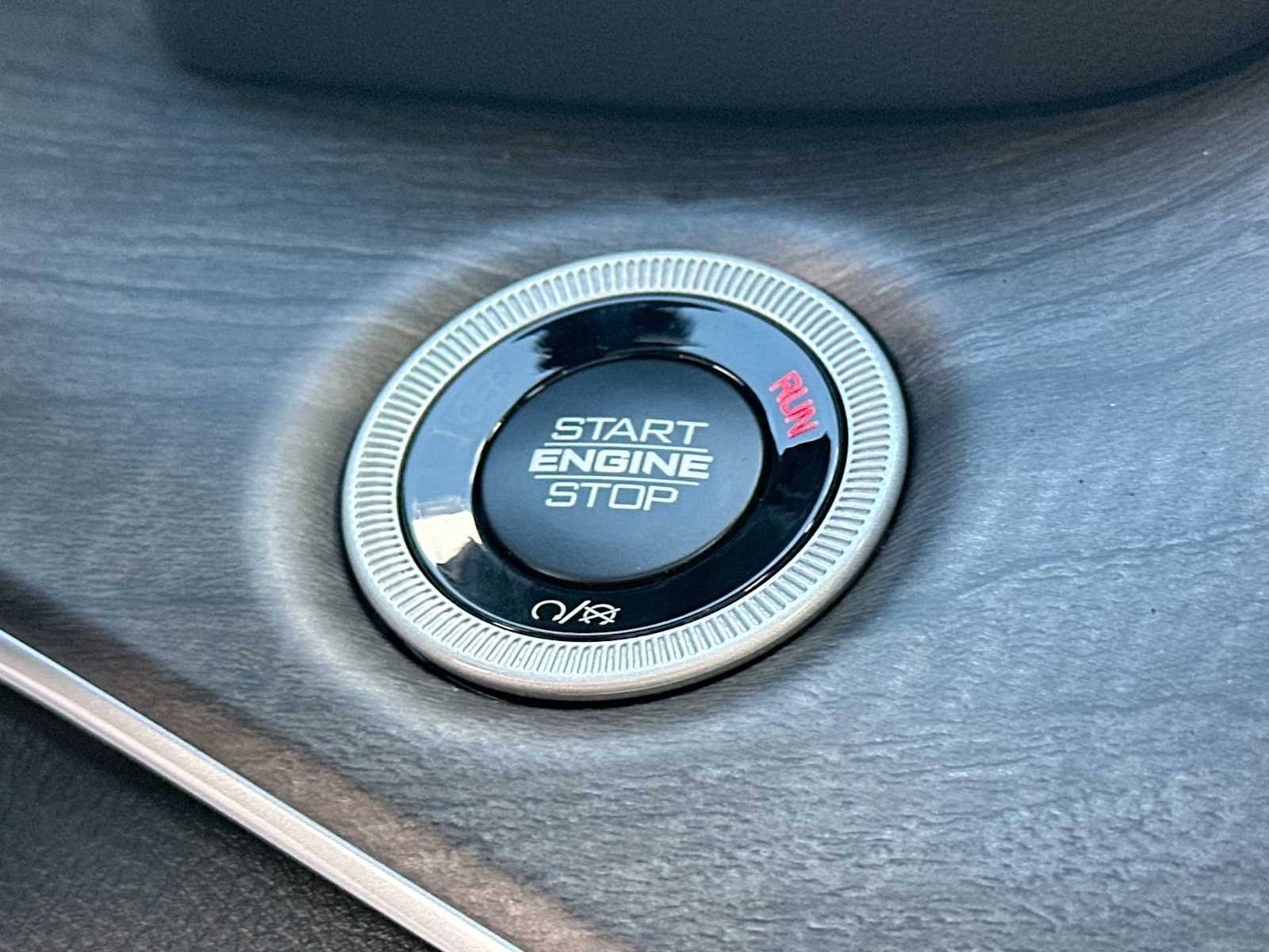 Thumbnail: 2025 Jeep Grand Cherokee - 28