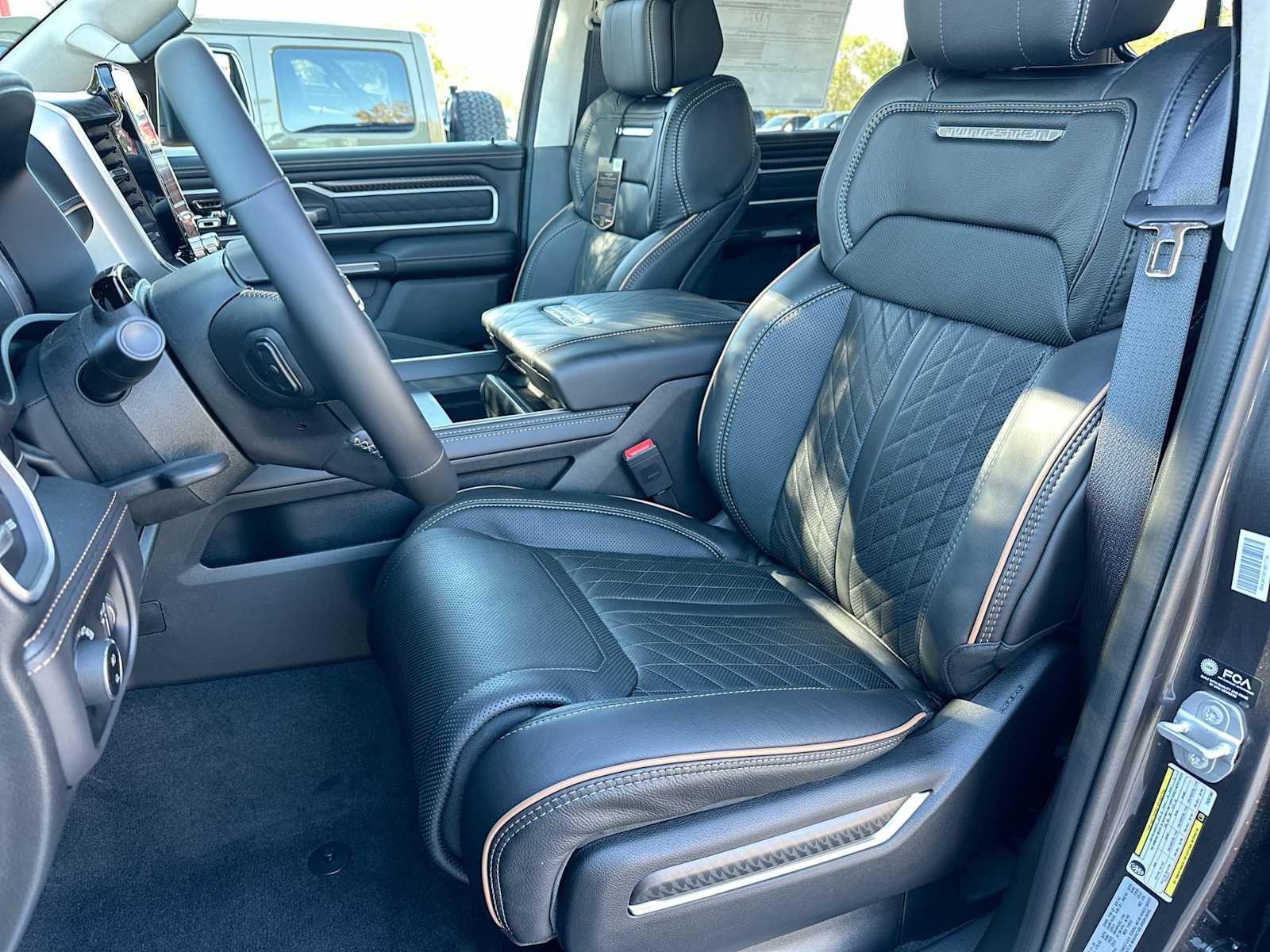 Thumbnail: 2026 RAM 1500 - 17