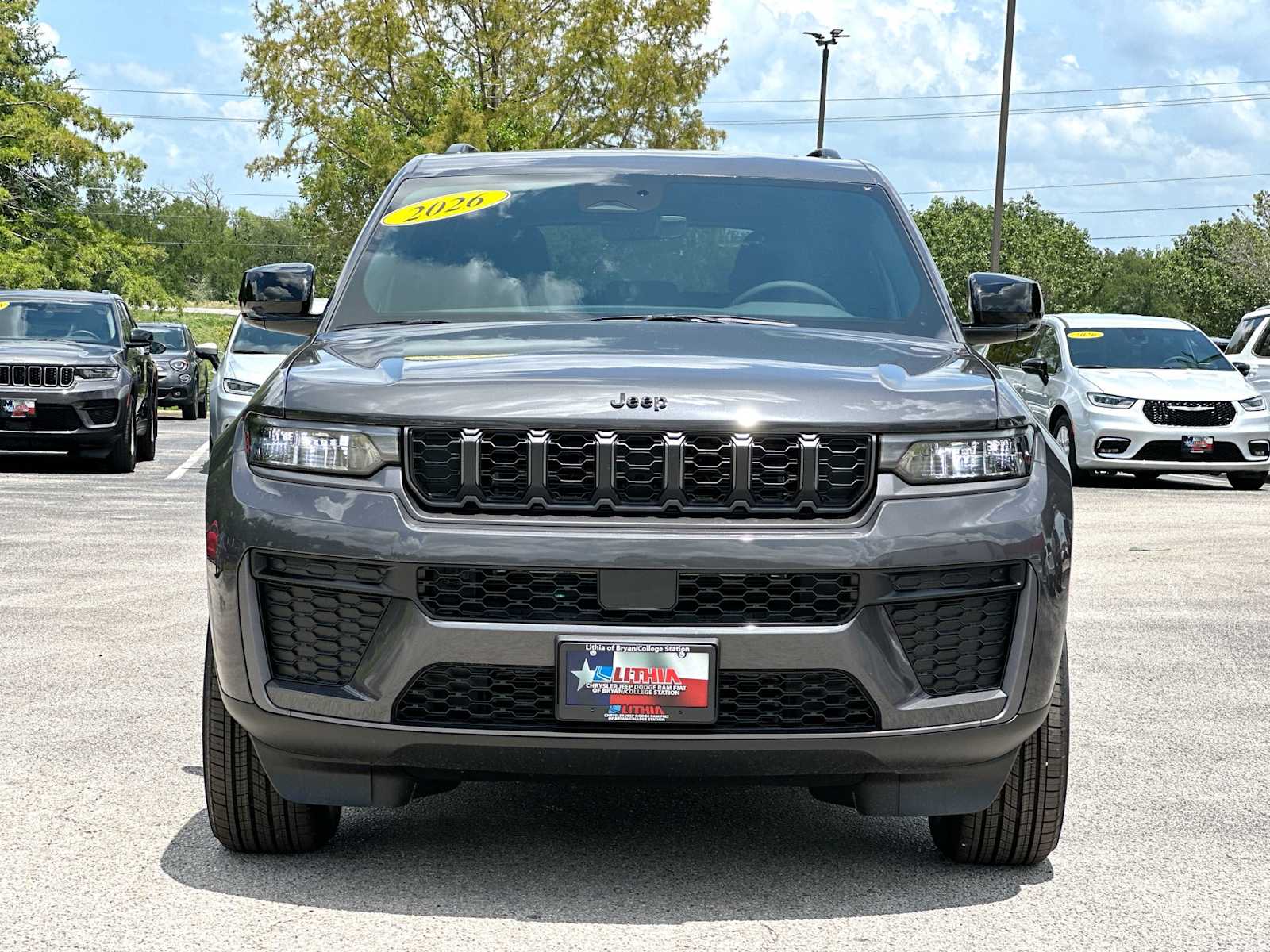Thumbnail: 2026 Jeep Grand Cherokee - 10