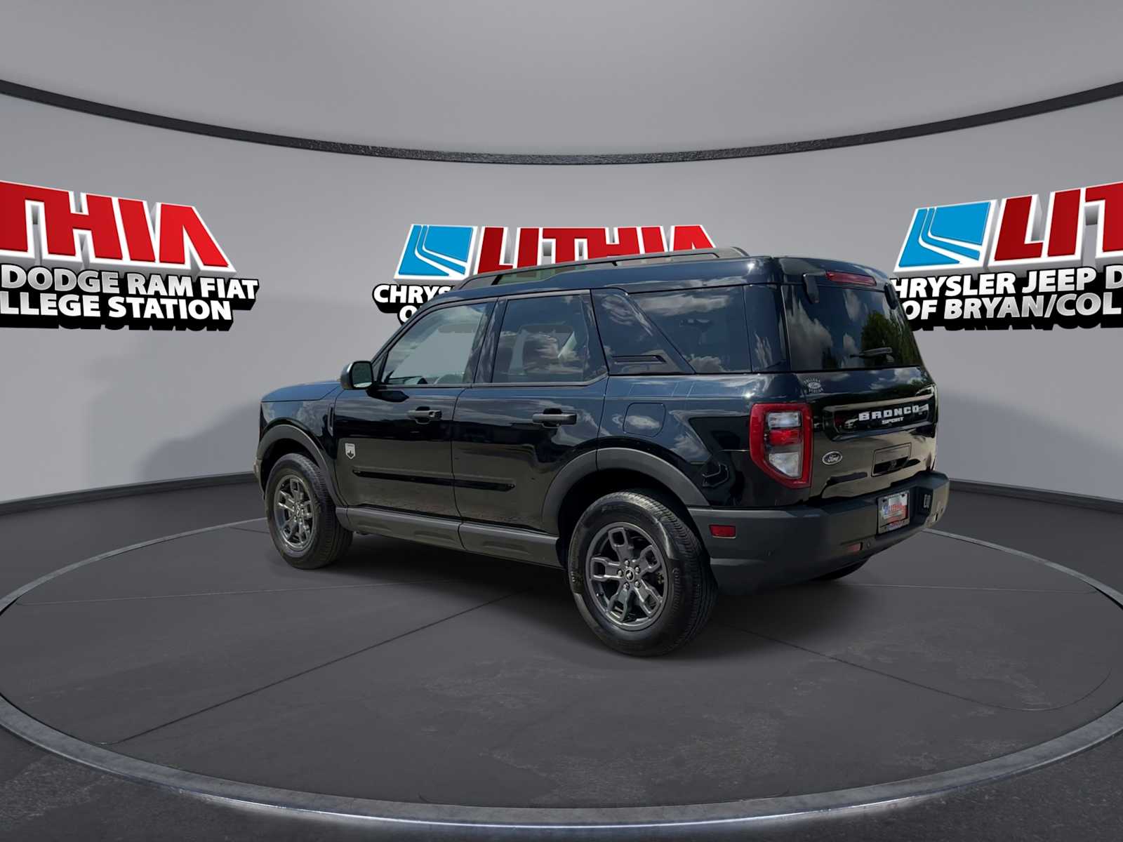 Thumbnail: 2024 Ford Bronco Sport - 6