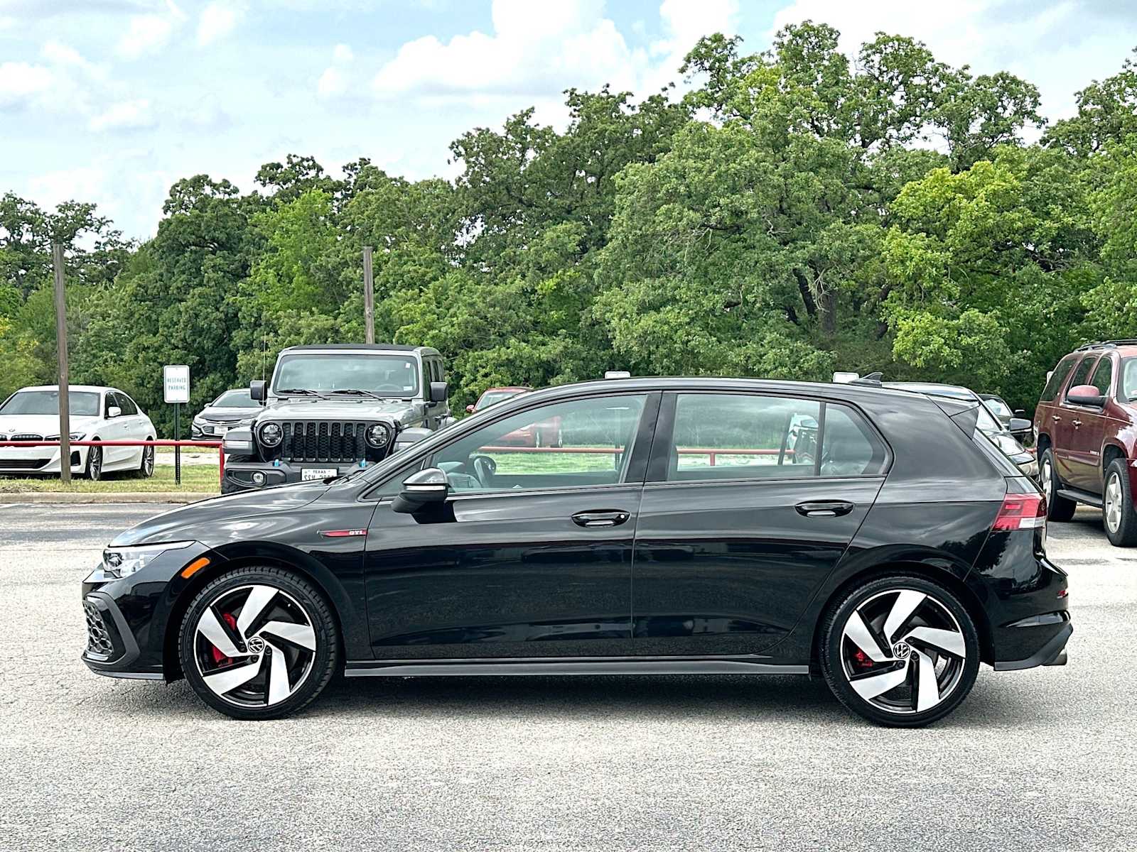 Thumbnail: 2024 Volkswagen Golf - 12