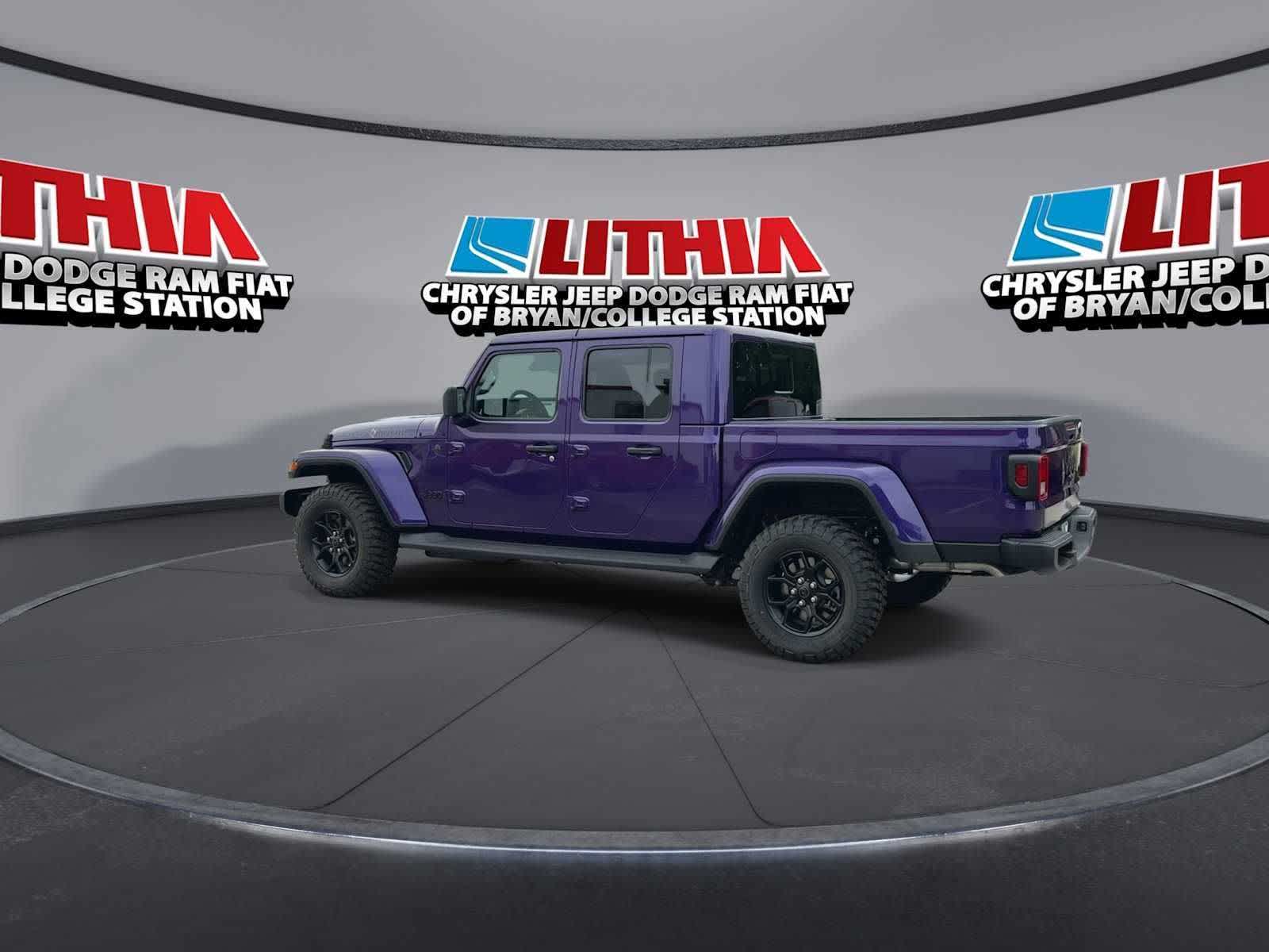 Thumbnail: 2026 Jeep Gladiator - 6