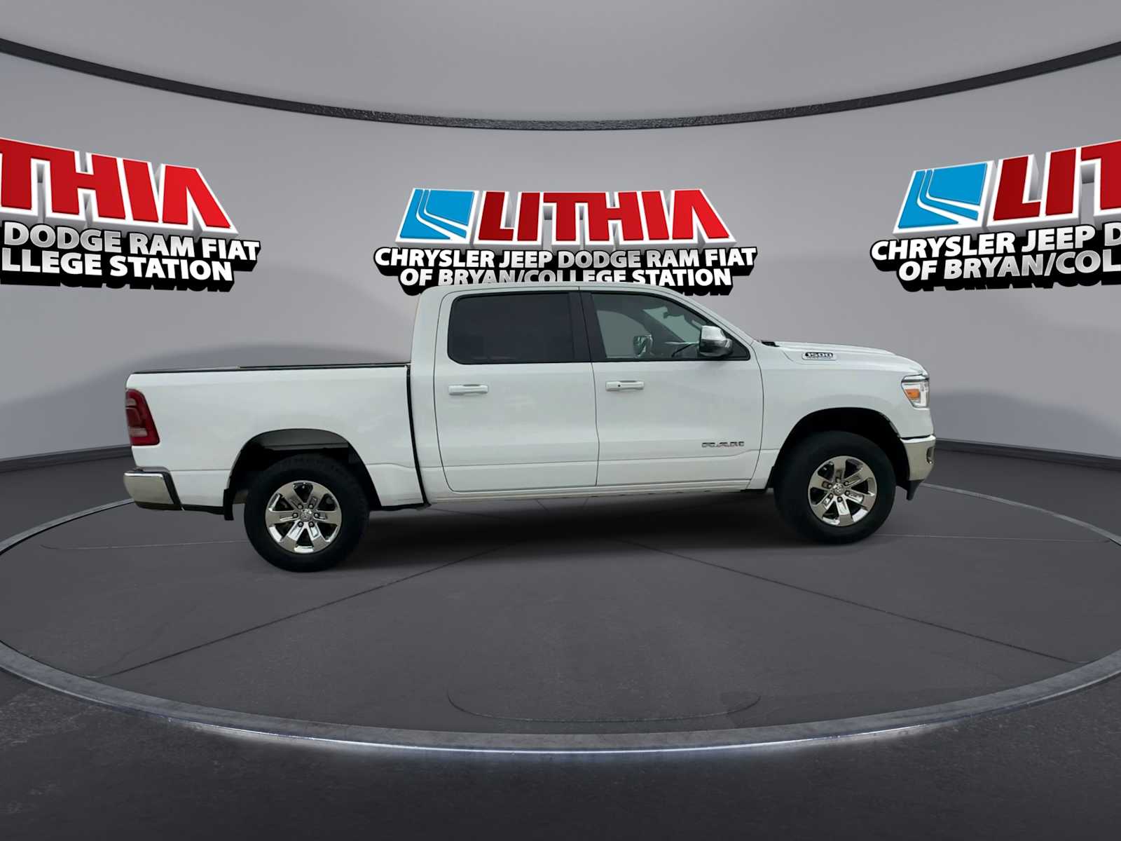 Thumbnail: 2024 RAM 1500 - 9
