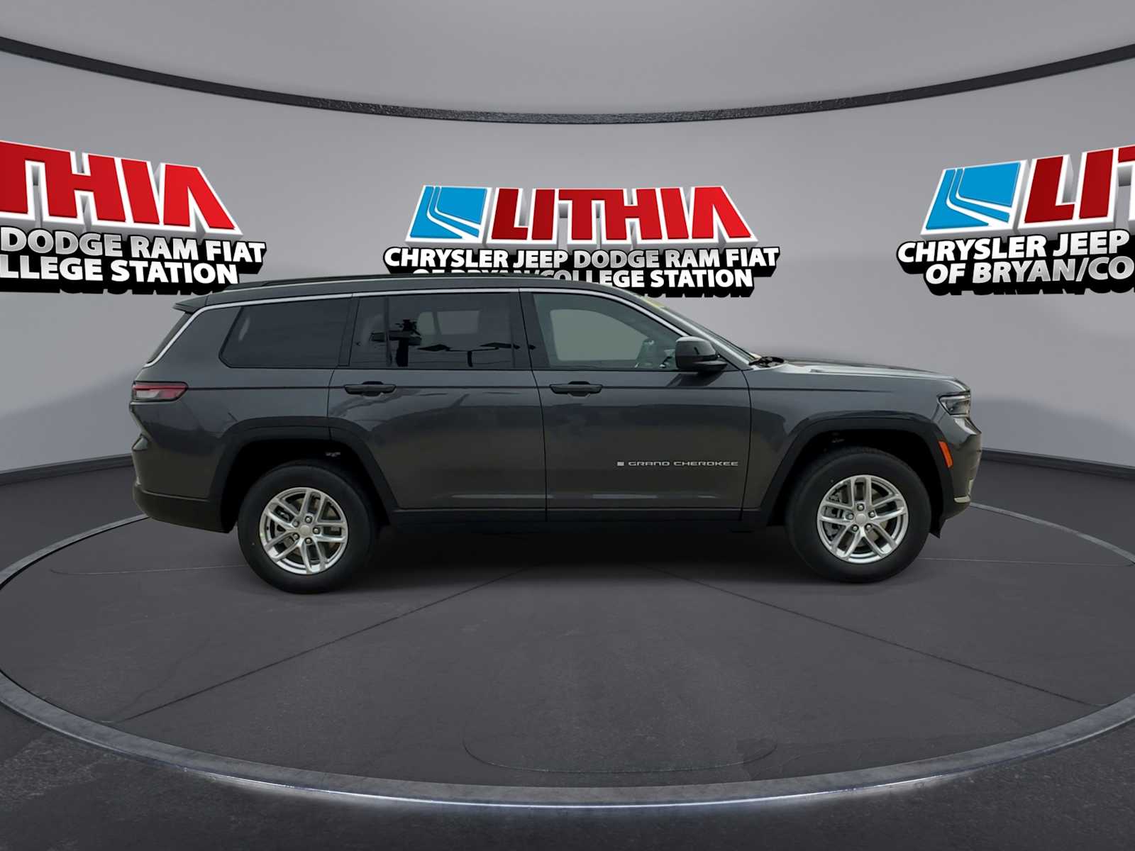 Thumbnail: 2025 Jeep Grand Cherokee - 9