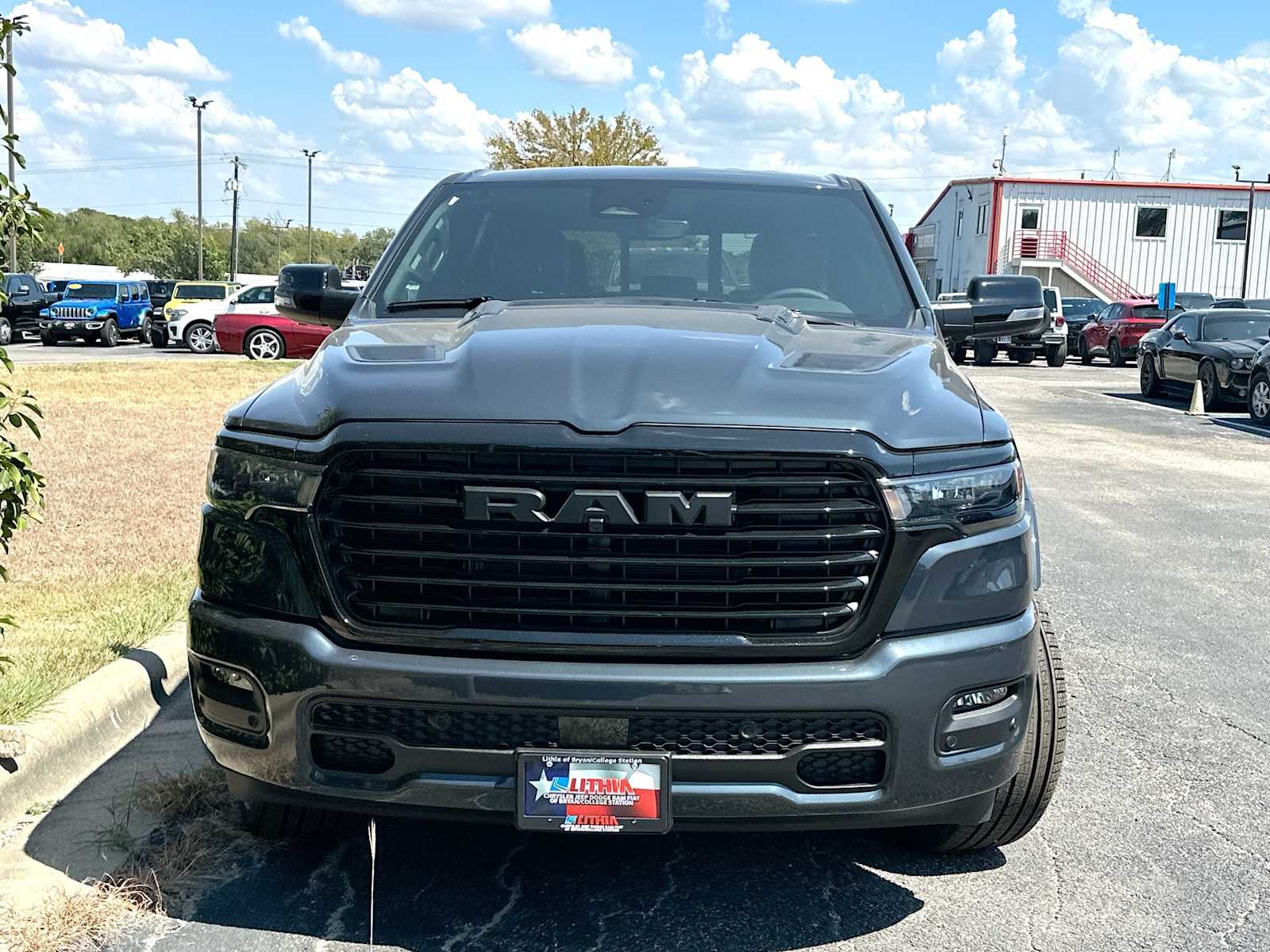 New 2026 Ram 1500 LARAMIE CREW CAB 4X4 Pickup