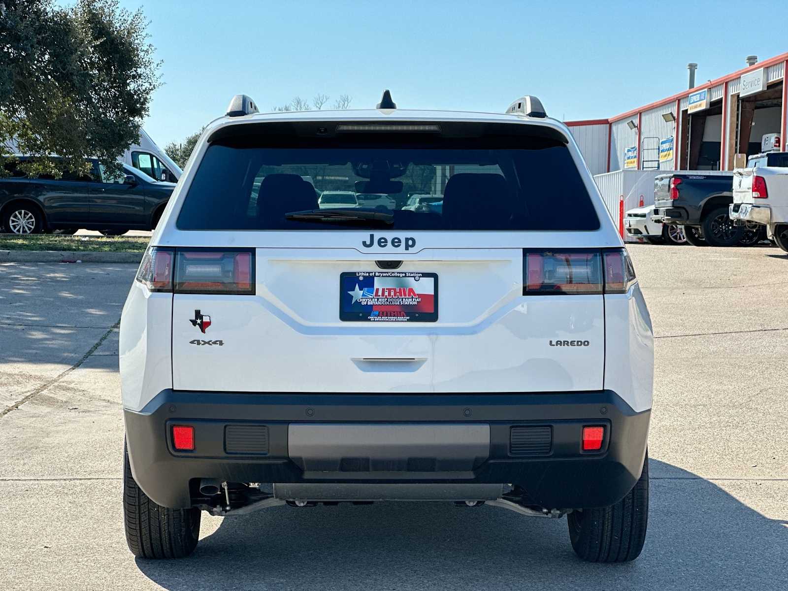 Thumbnail: 2026 Jeep Cherokee - 14