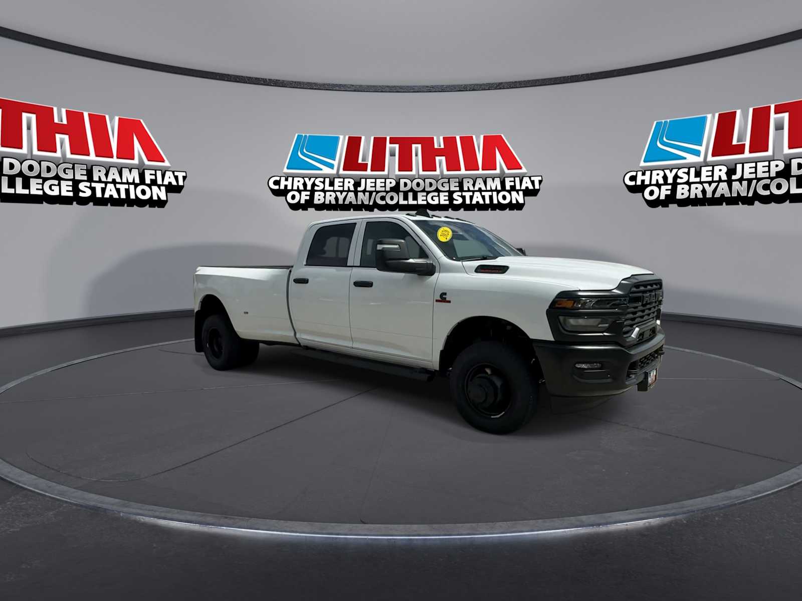 New 2026 Ram 3500 TRADESMAN CREW CAB 4X4 Pickup