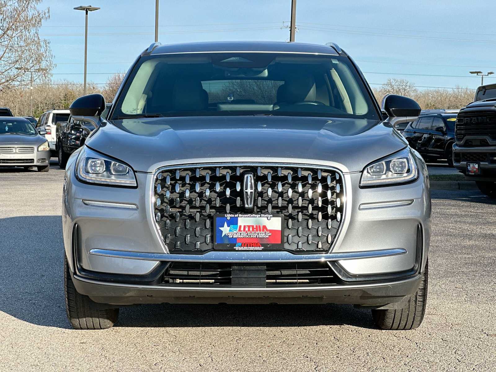 Thumbnail: 2023 Lincoln Corsair - 10