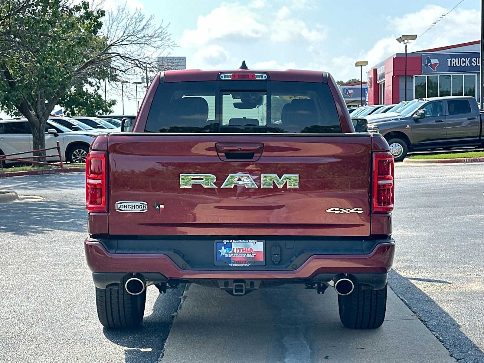 Thumbnail: 2025 RAM 1500 - 14