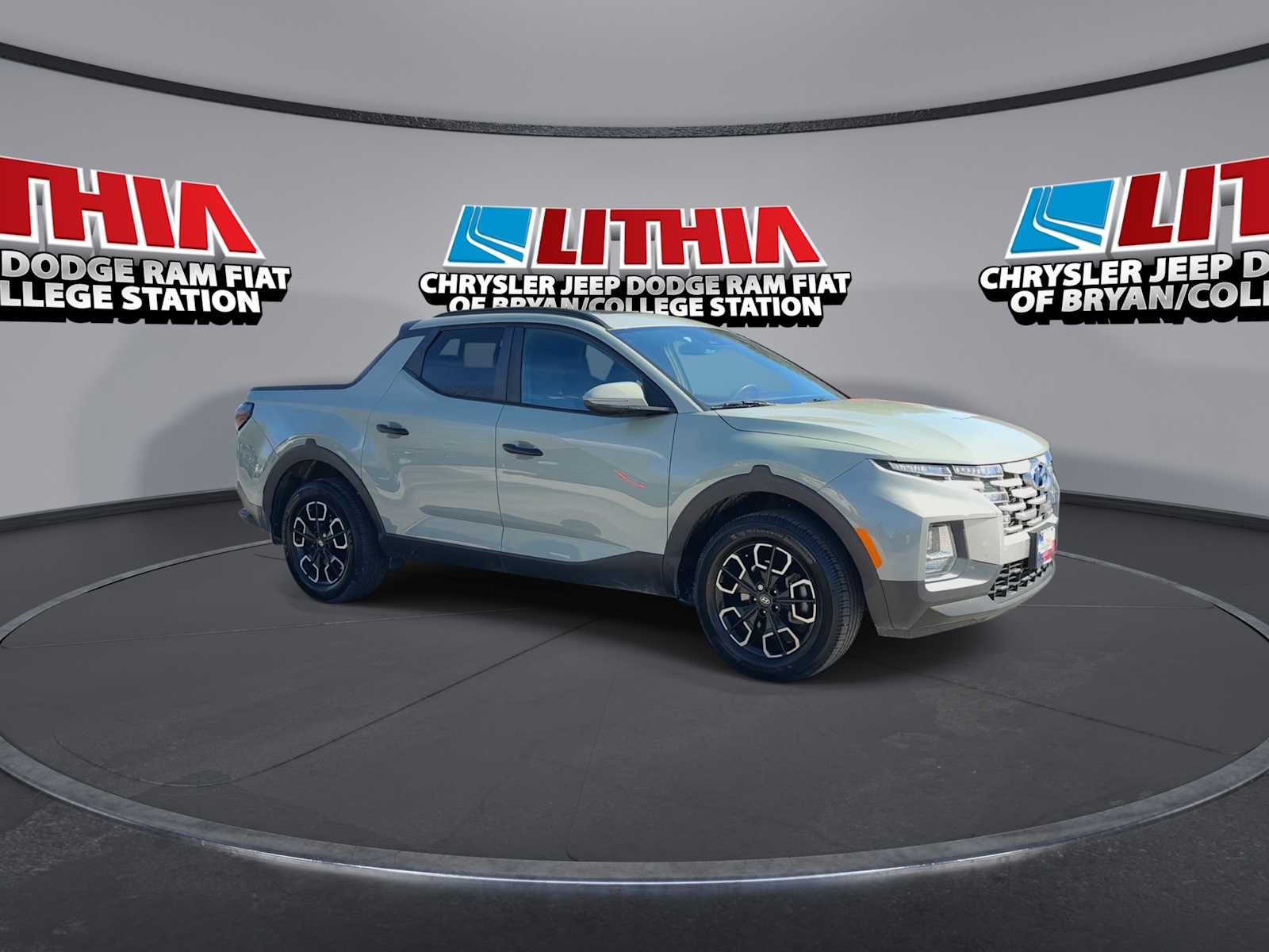 Thumbnail: 2023 Hyundai Santa Cruz - 2