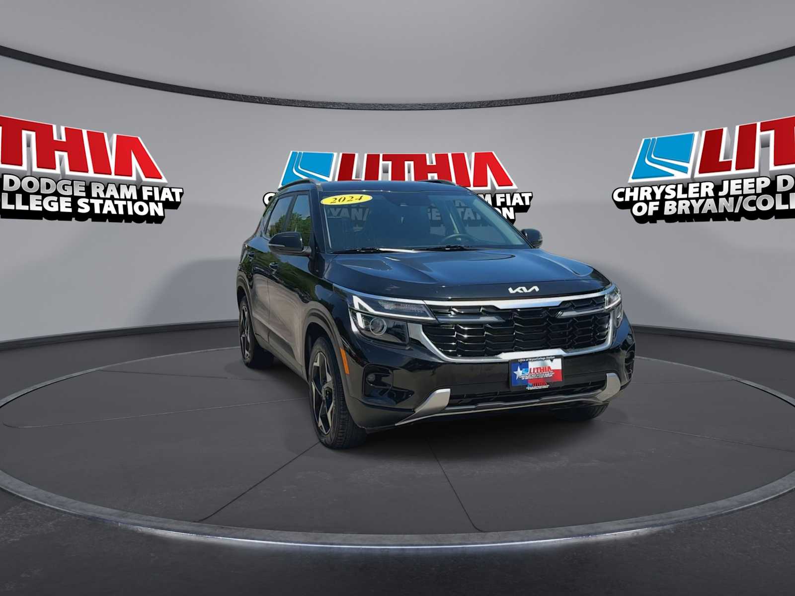 Thumbnail: 2024 Kia Seltos - 2