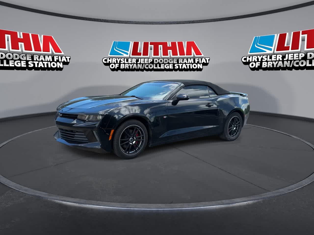 Thumbnail: 2017 Chevrolet Camaro - 4