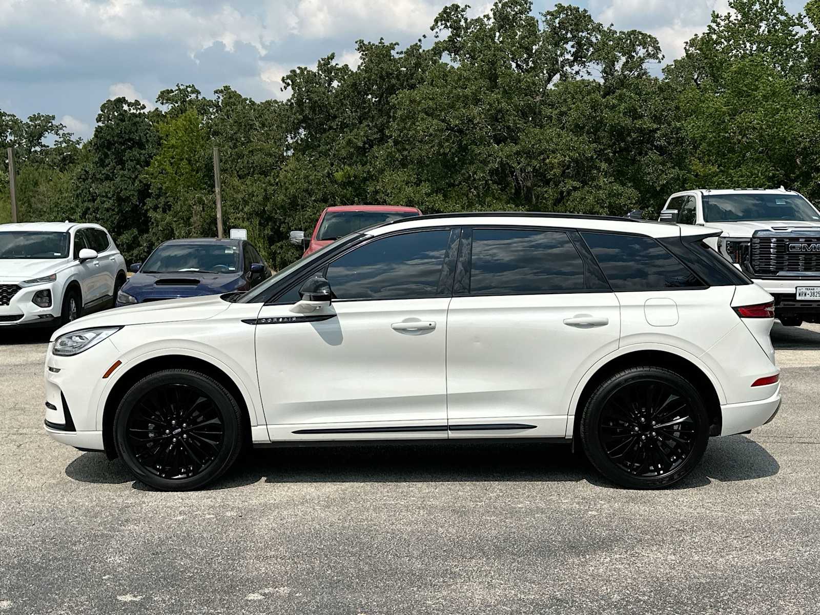 Thumbnail: 2023 Lincoln Corsair - 12