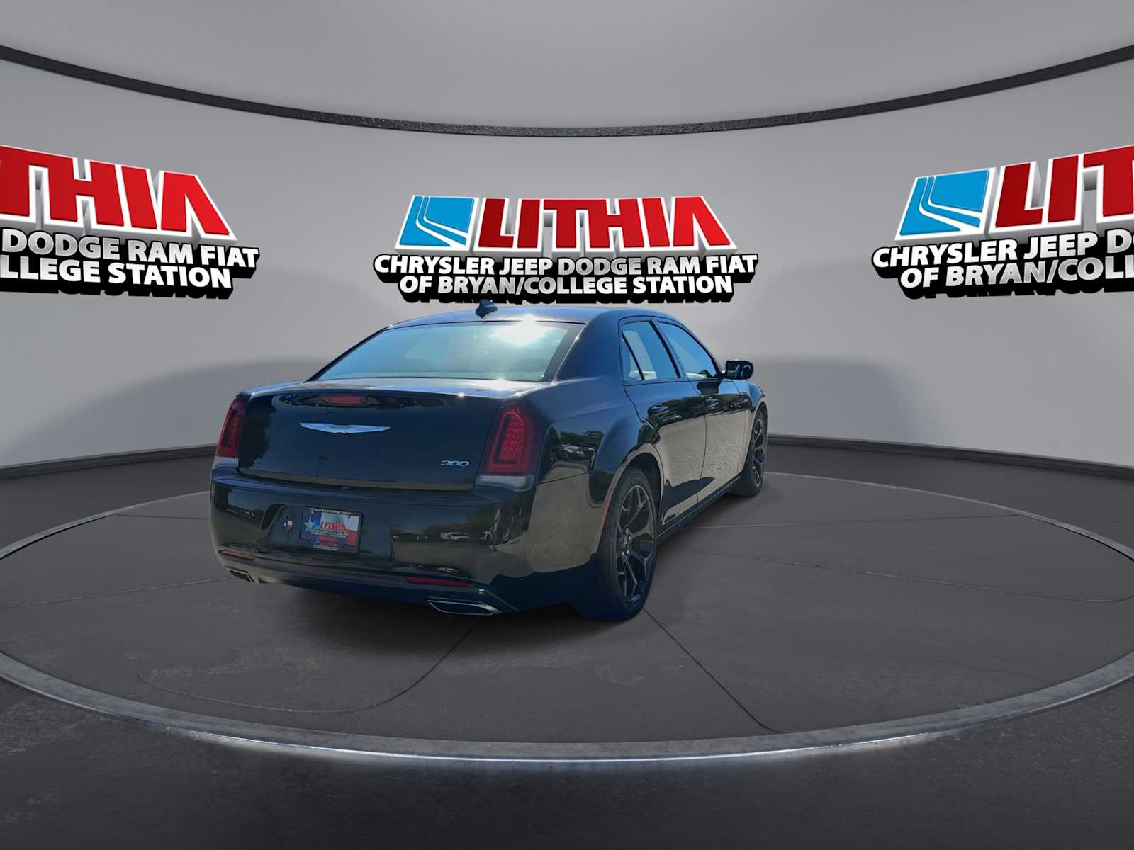 Thumbnail: 2019 Chrysler 300 - 7