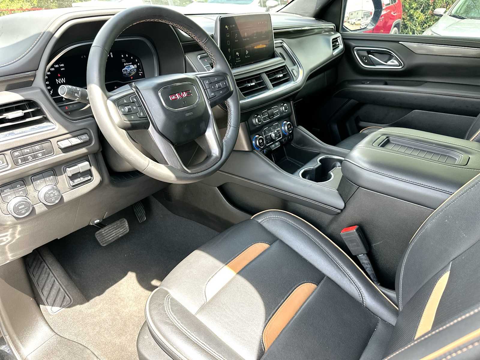 Thumbnail: 2023 GMC Yukon - 18