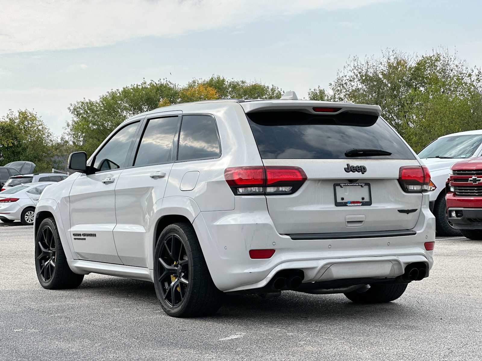 Thumbnail: 2018 Jeep Grand Cherokee - 13
