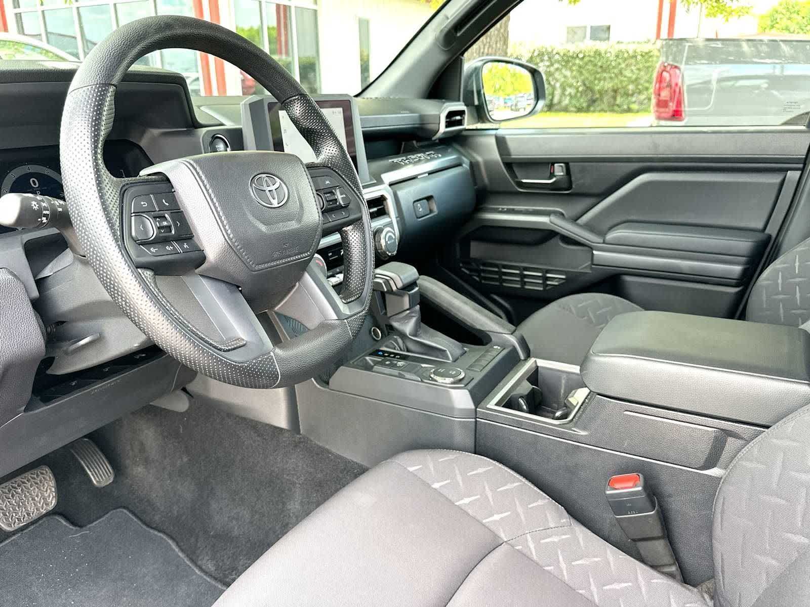 Thumbnail: 2025 Toyota Tacoma - 18