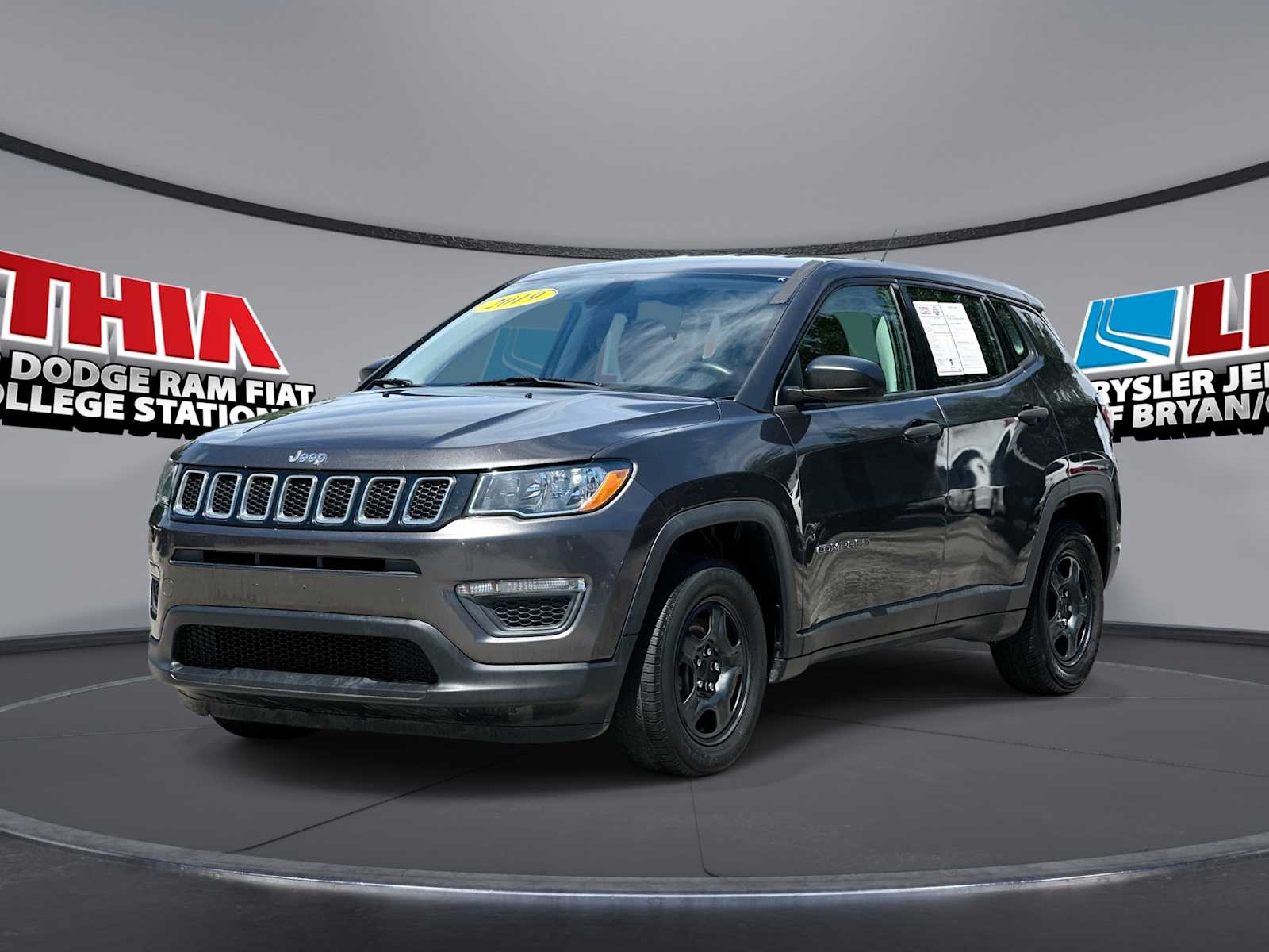 2019 Jeep Compass Sport's photo