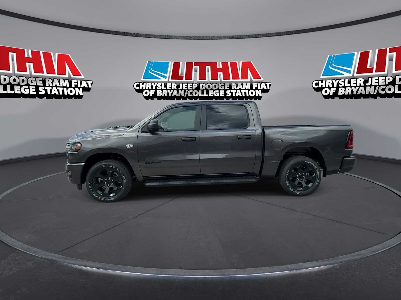 Thumbnail: 2026 RAM 1500 - 5