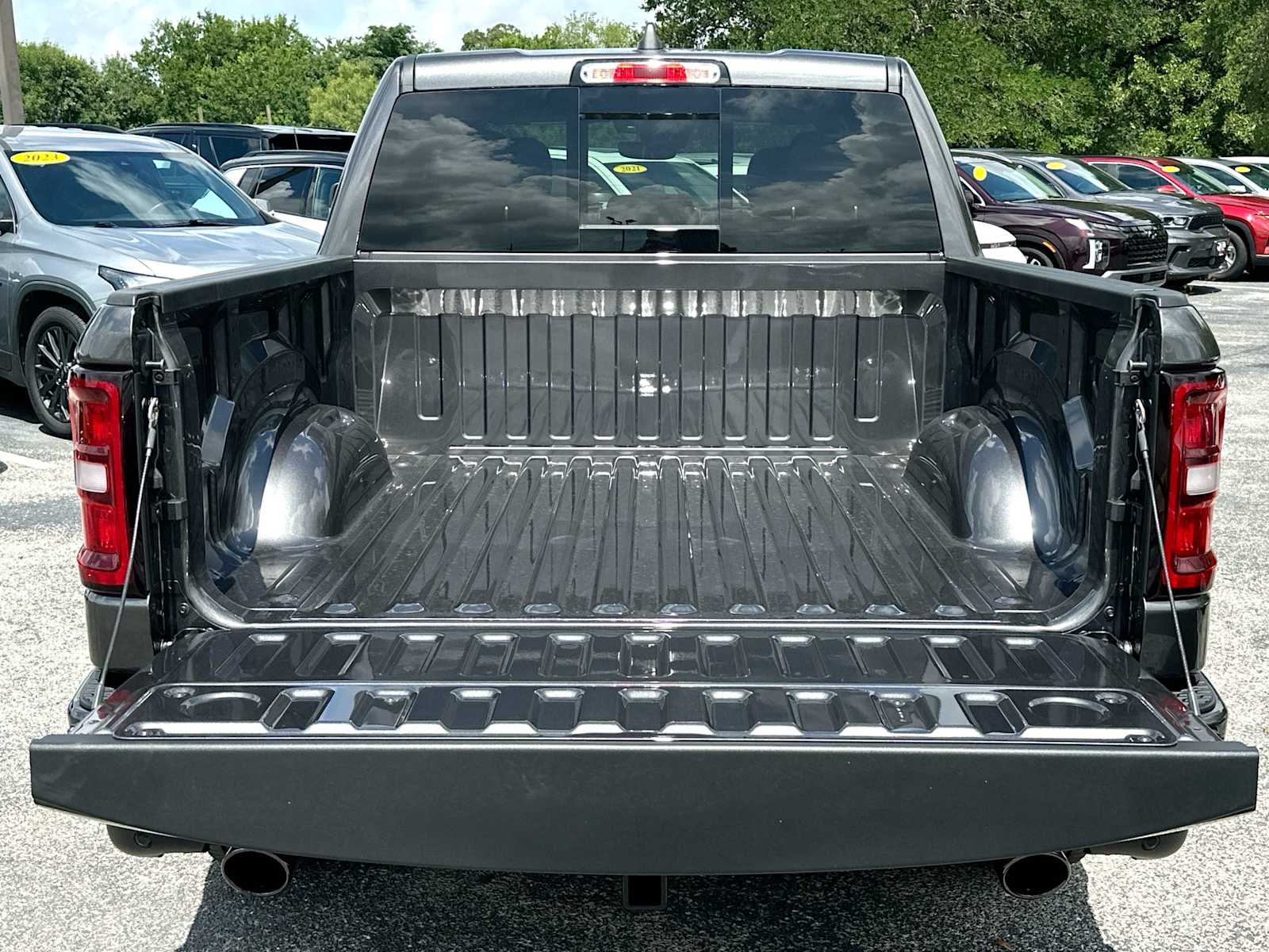 Thumbnail: 2026 RAM 1500 - 28