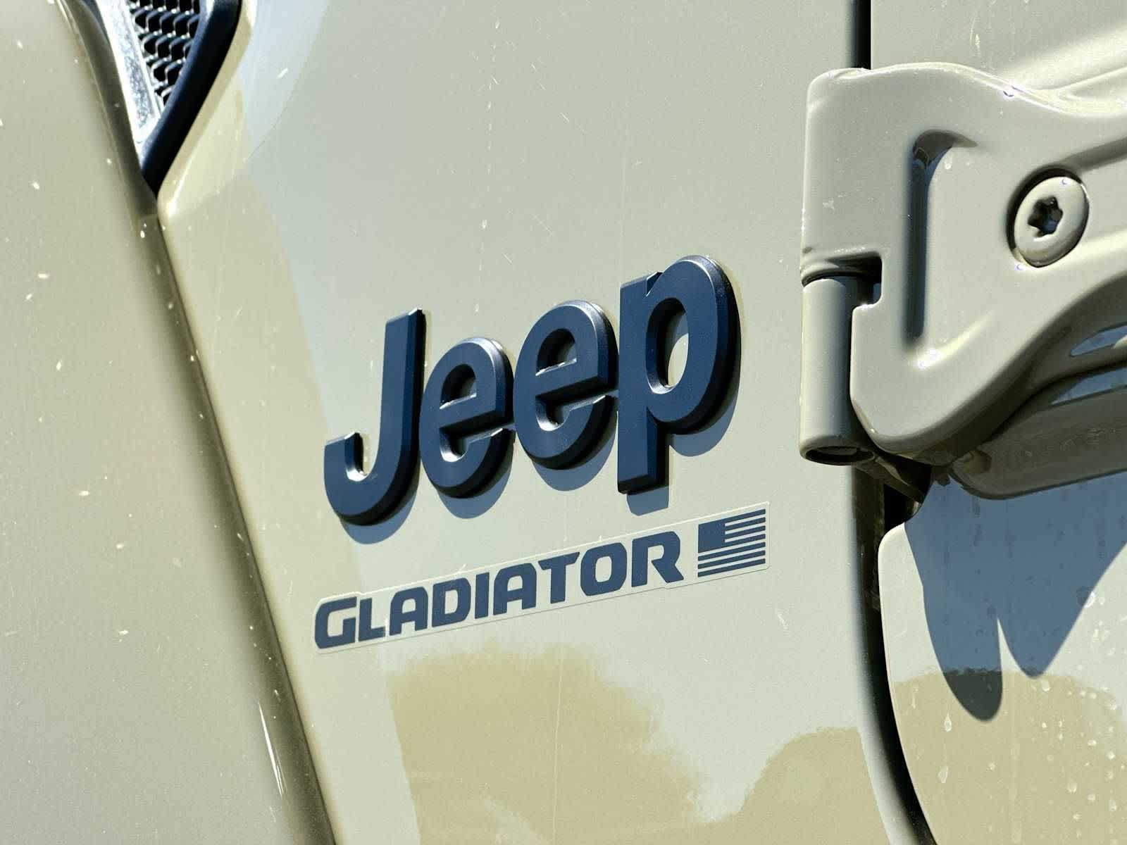 Thumbnail: 2026 Jeep Gladiator - 15