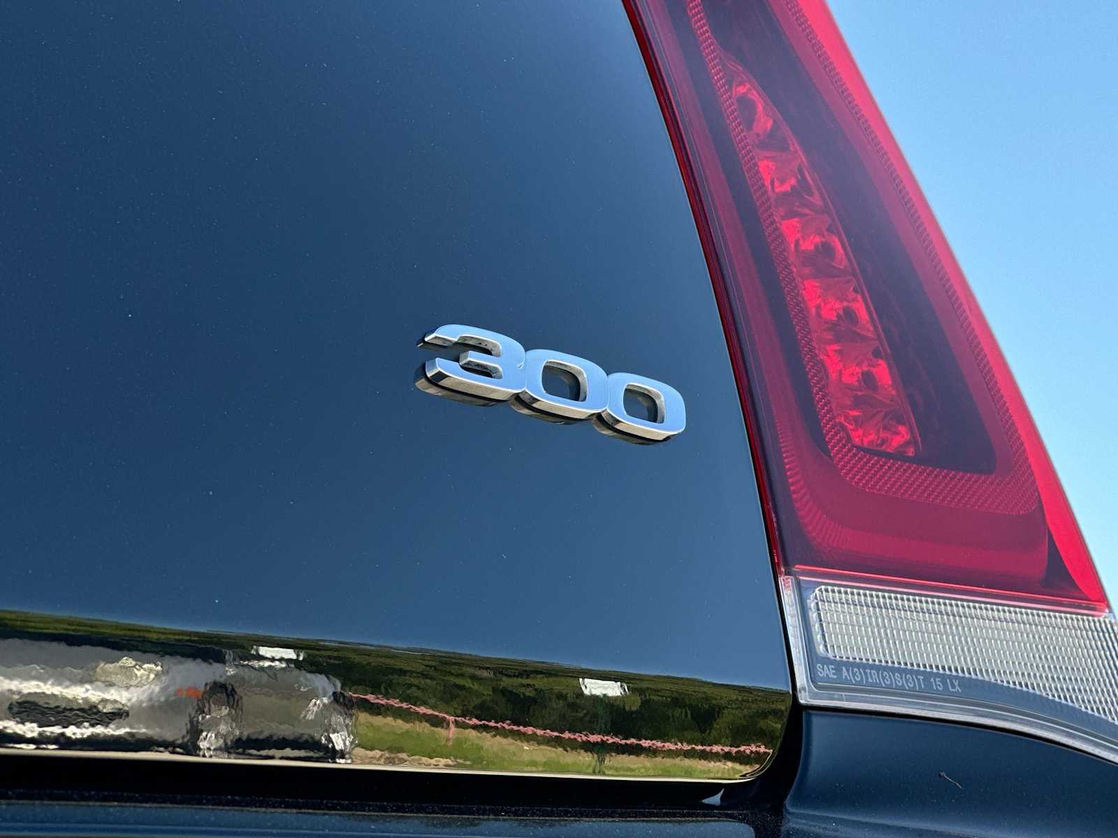 Thumbnail: 2019 Chrysler 300 - 15