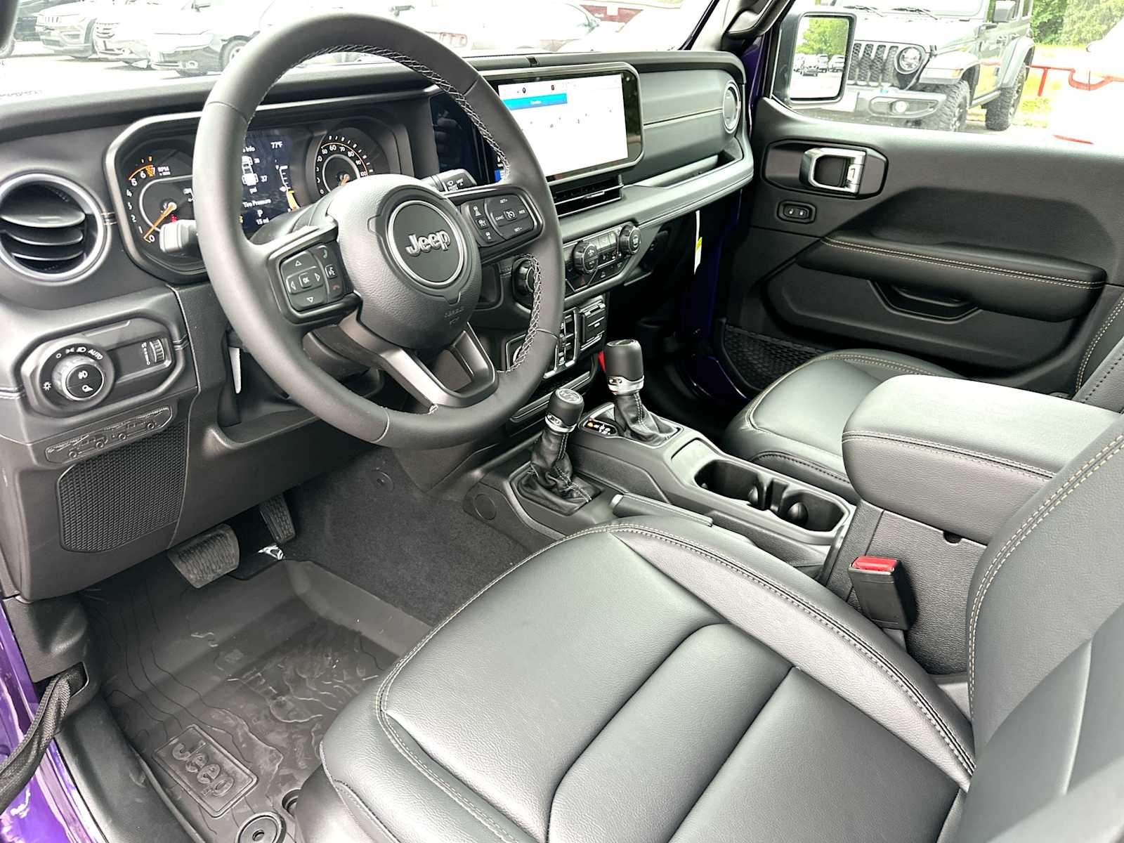 Thumbnail: 2026 Jeep Gladiator - 18