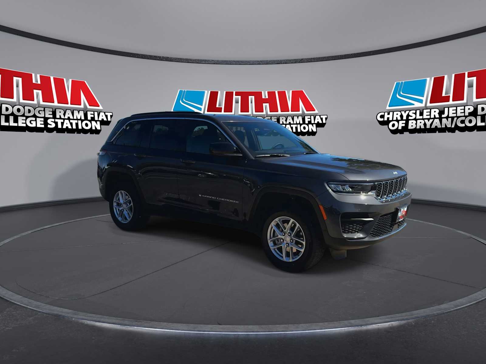 Thumbnail: 2025 Jeep Grand Cherokee - 2