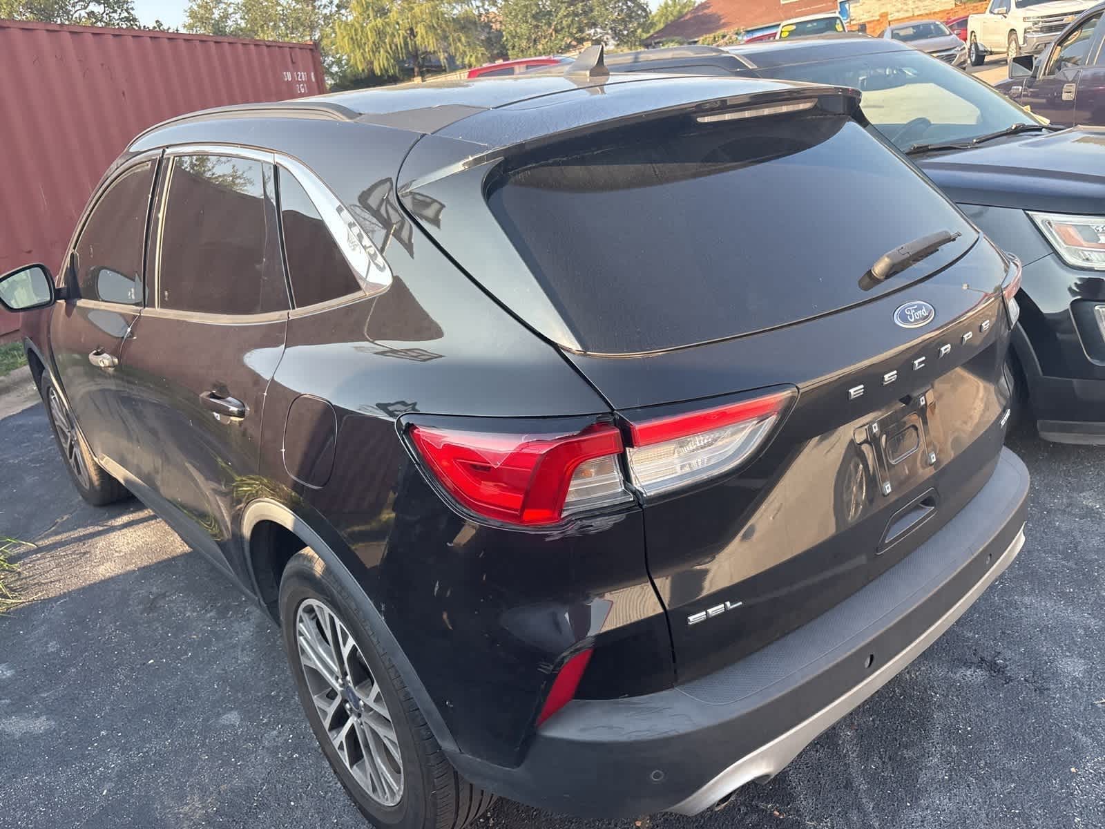 Thumbnail: 2021 Ford Escape - 3