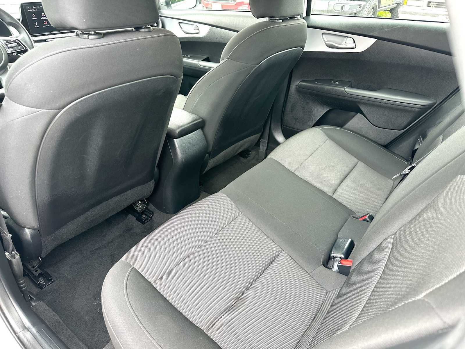 Thumbnail: 2024 Kia Forte - 24