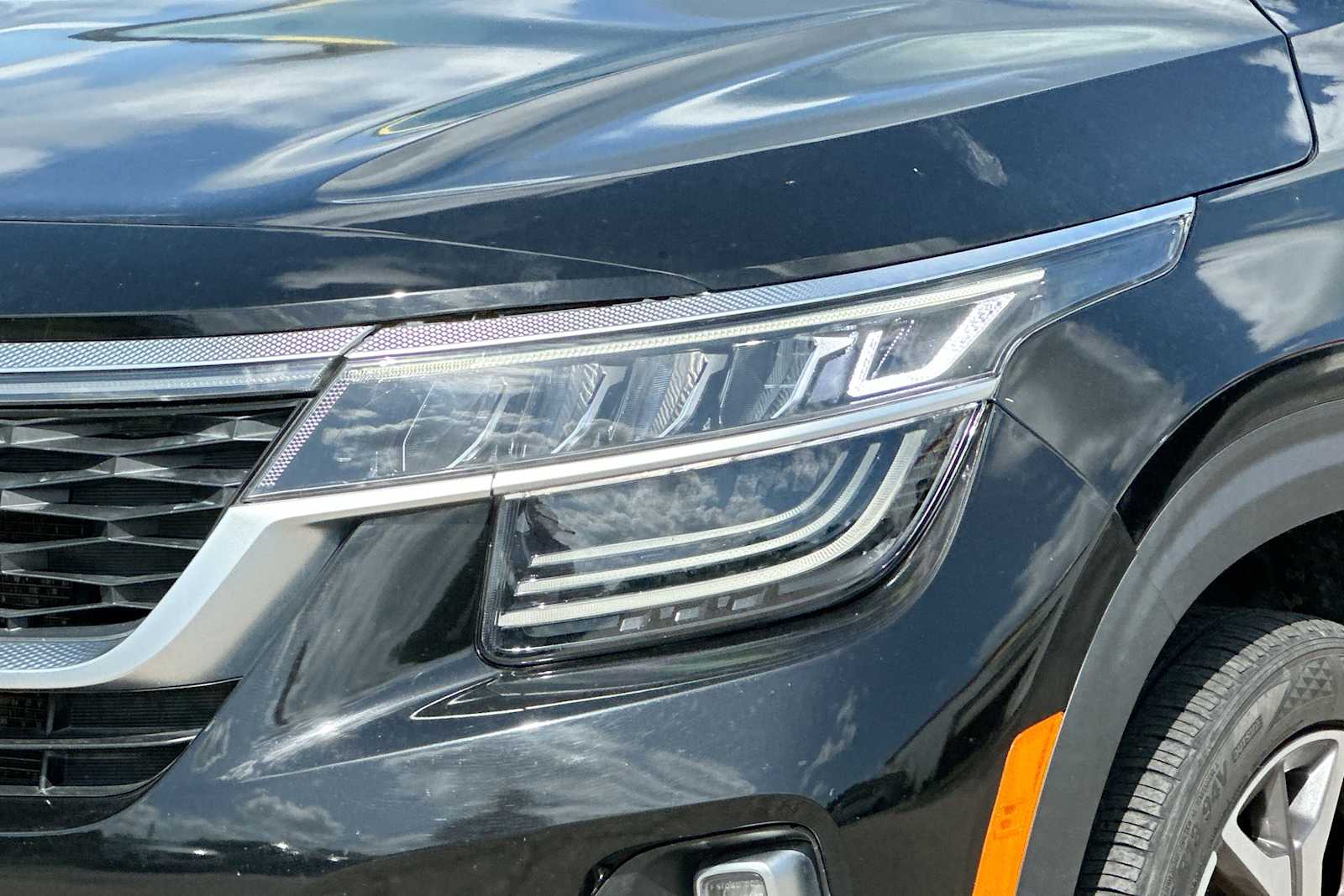 Thumbnail: 2021 Kia Seltos - 16