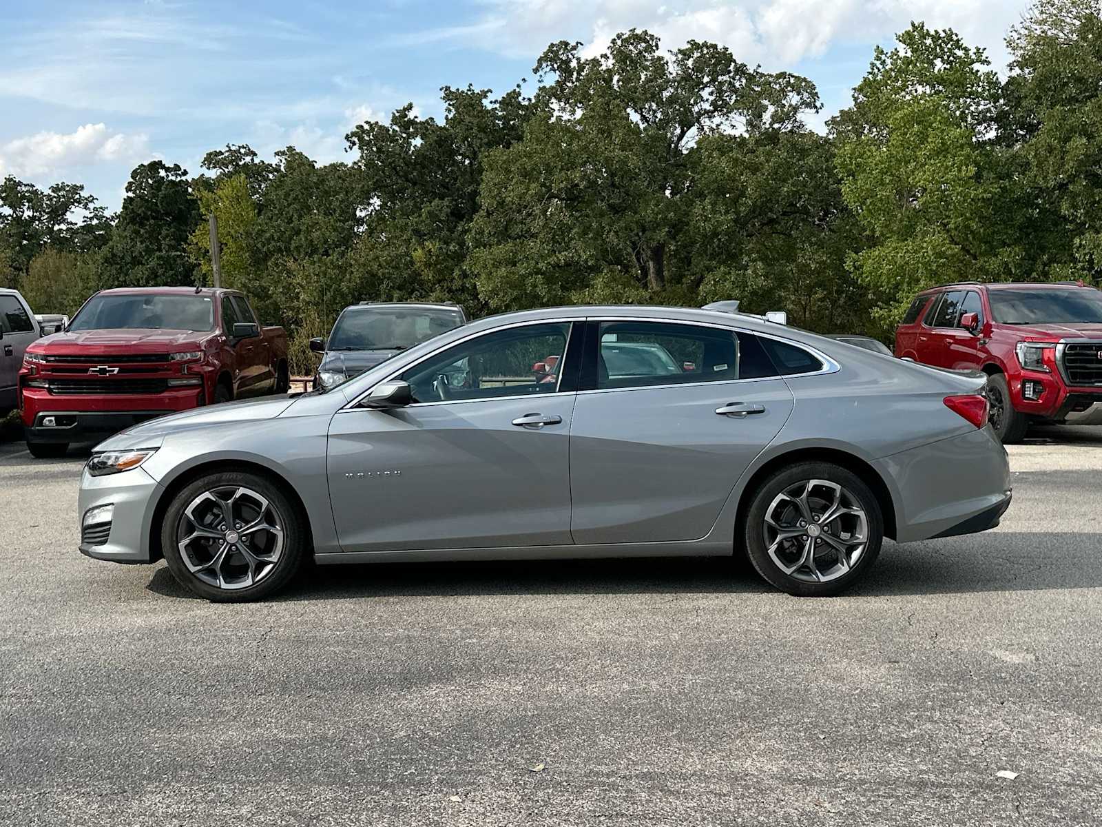 Thumbnail: 2024 Chevrolet Malibu - 12